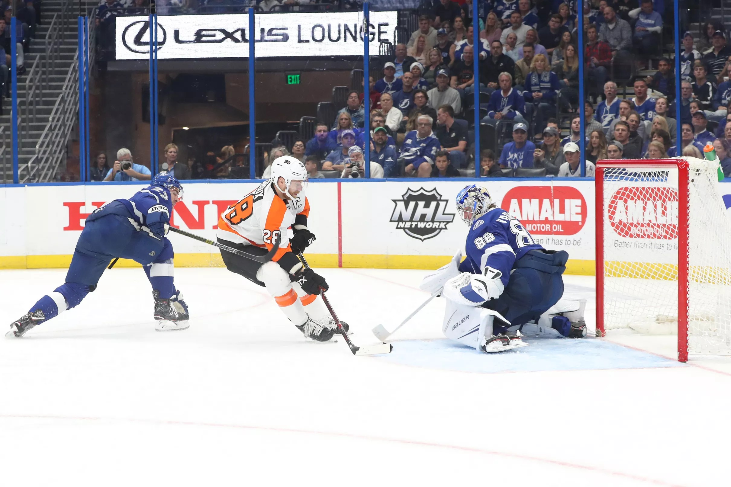 Flyers vs. Lightning lineups, start time, TV, radio, live stream and