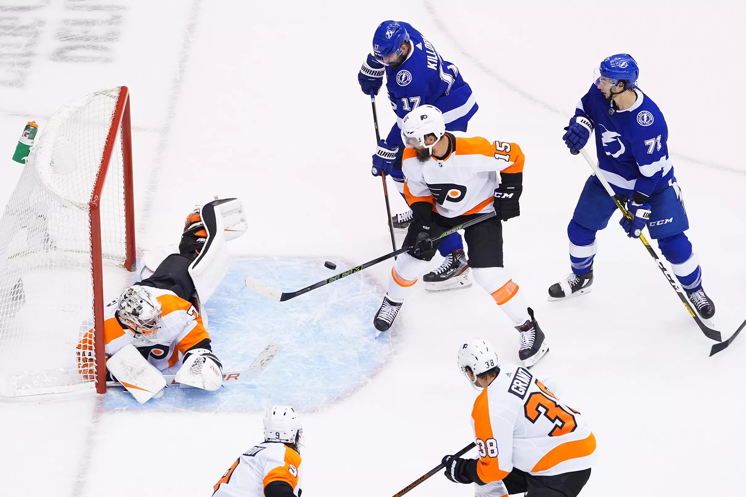 Lightning championship gives Flyers glimmer of hope