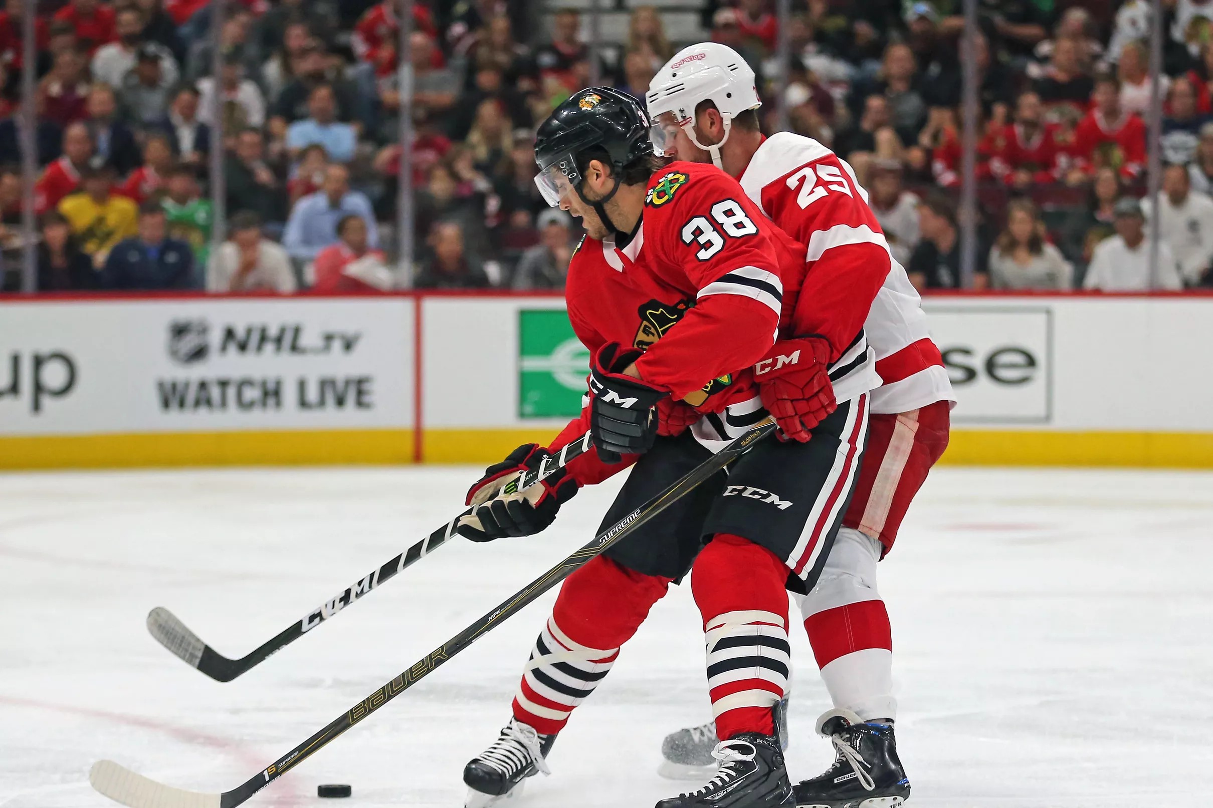 Red Wings lose third straight preseason game, drop 61 to Blackhawks