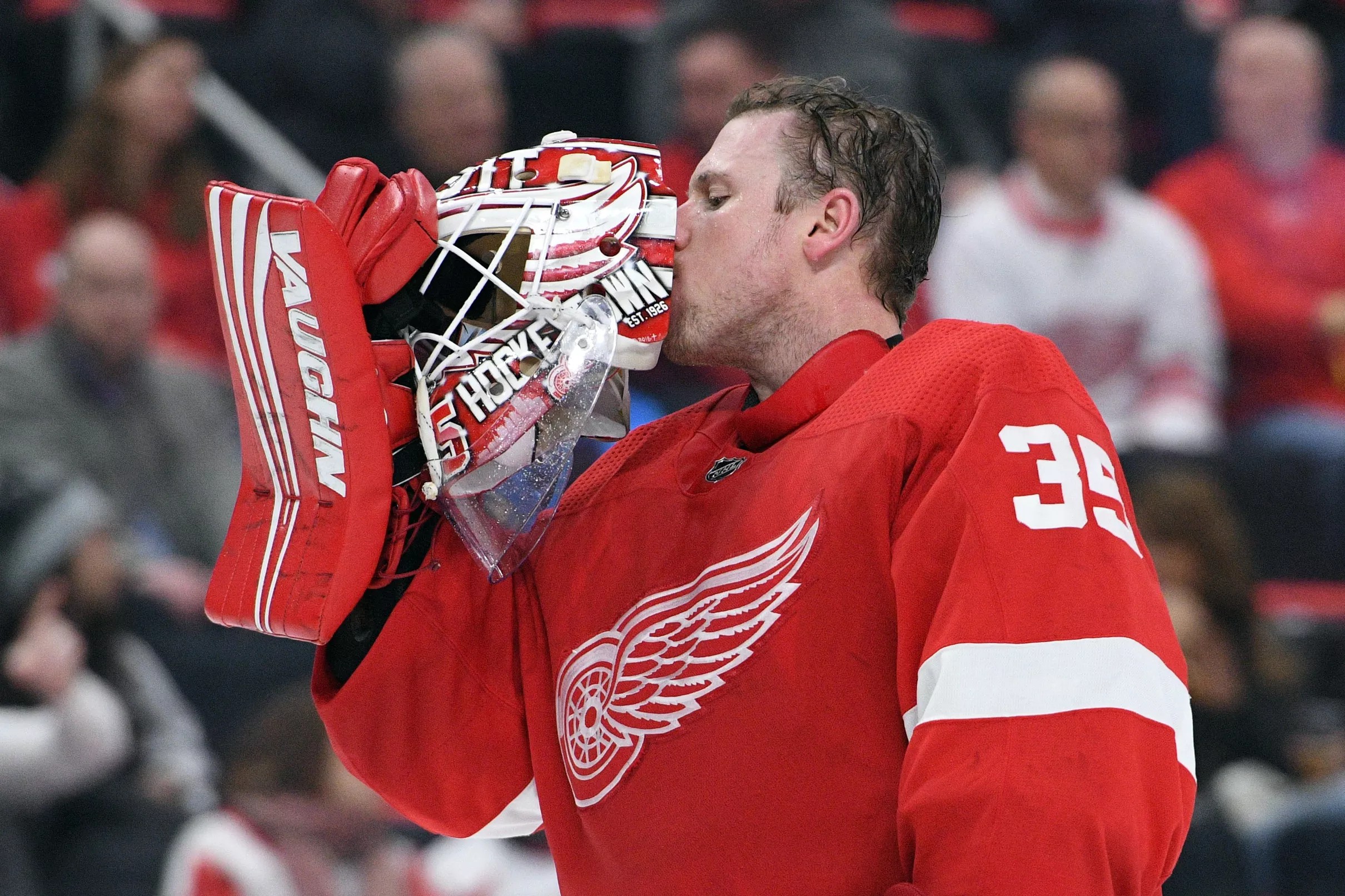 Wings Crown Kings 31