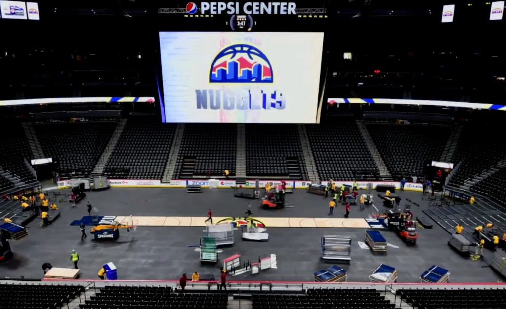 Watch Avalanche ice hockey rink transforms into Nuggets basketball