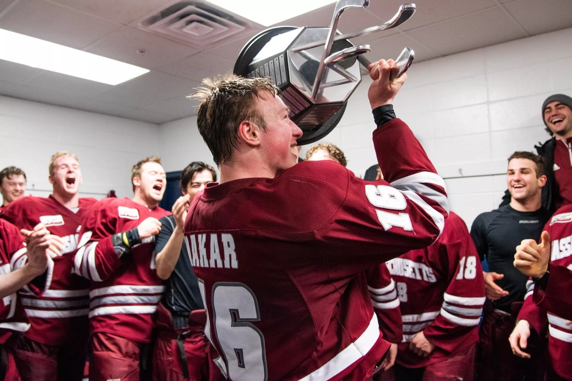 Colorado Avalanche Prospect Report: Cale Makar Leads UMass To Their ...