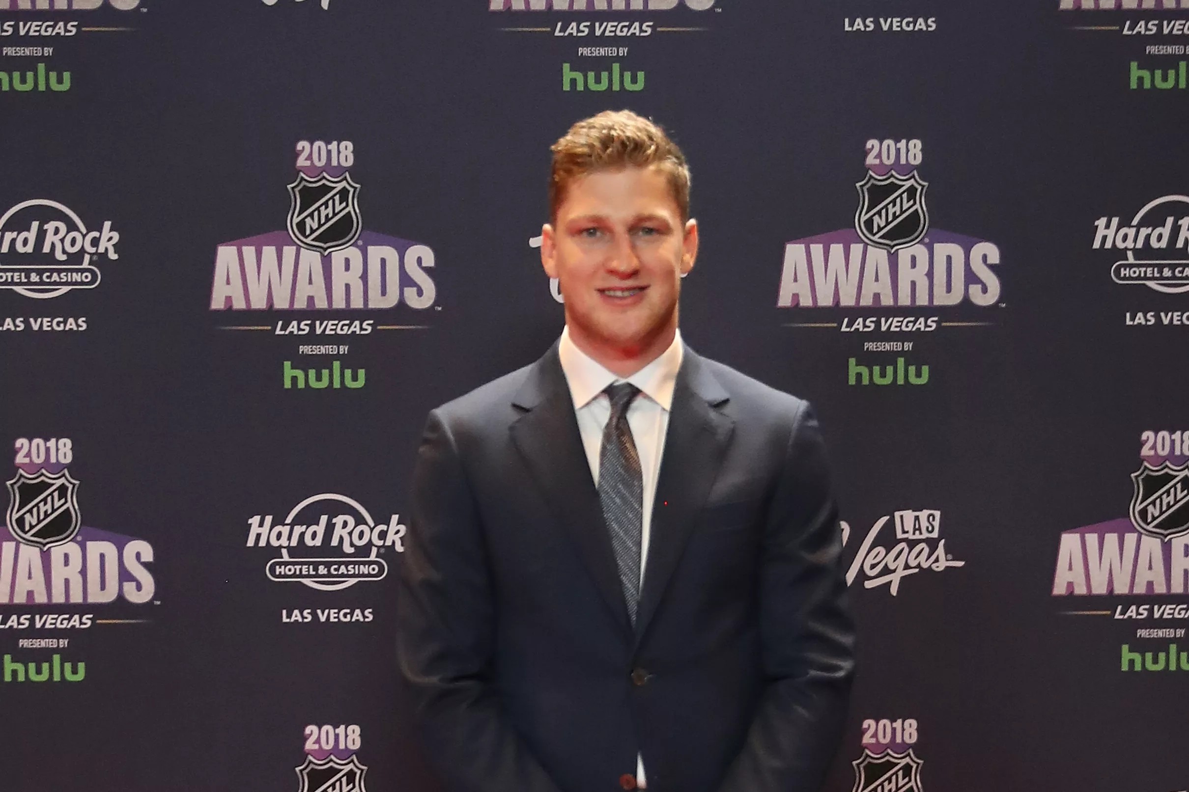 Nathan MacKinnon loses 2018 Hart Trophy to Taylor Hall