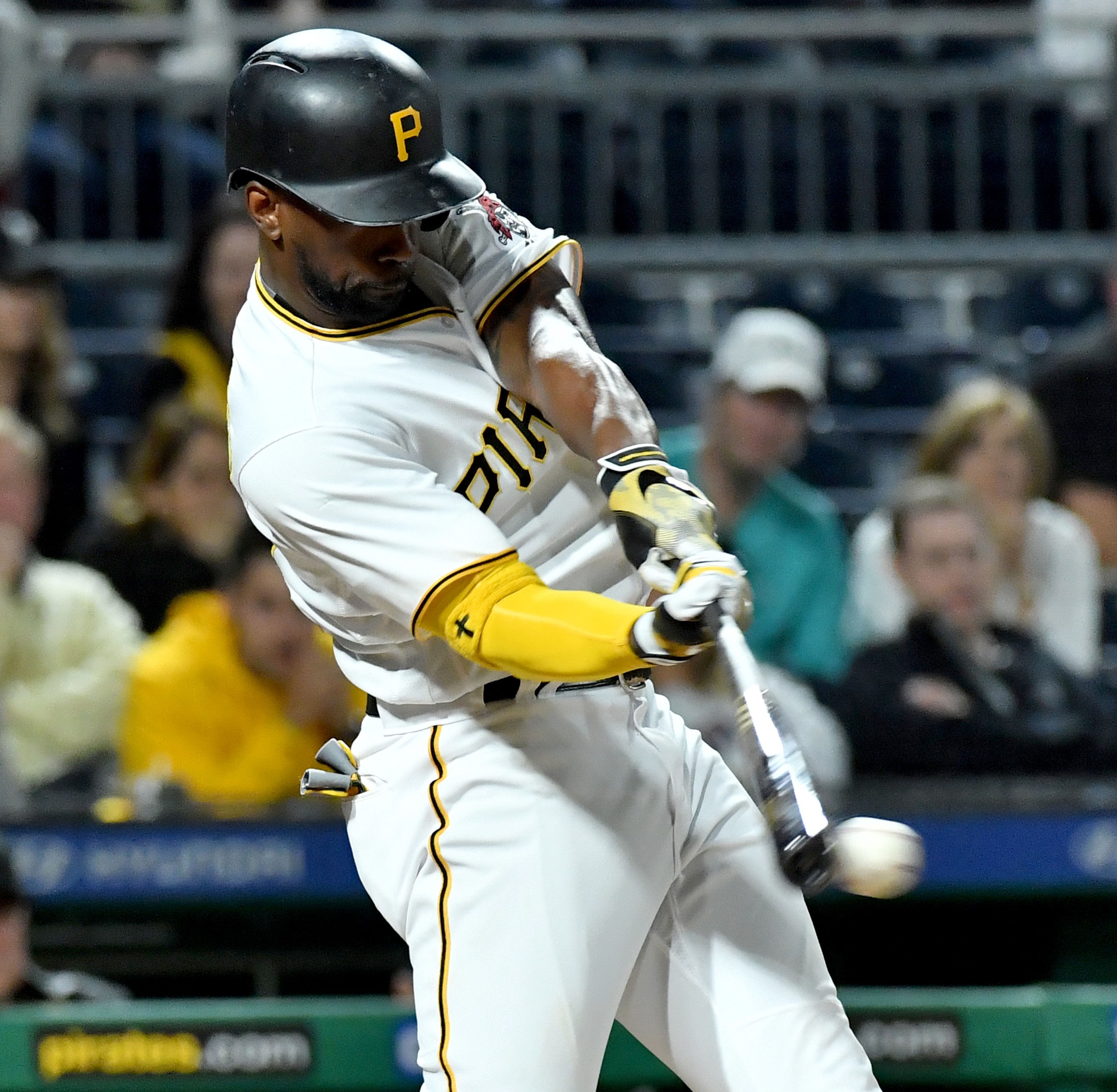 no-clear-cut-answer-to-what-pirates-will-do-as-trade-deadline-nears