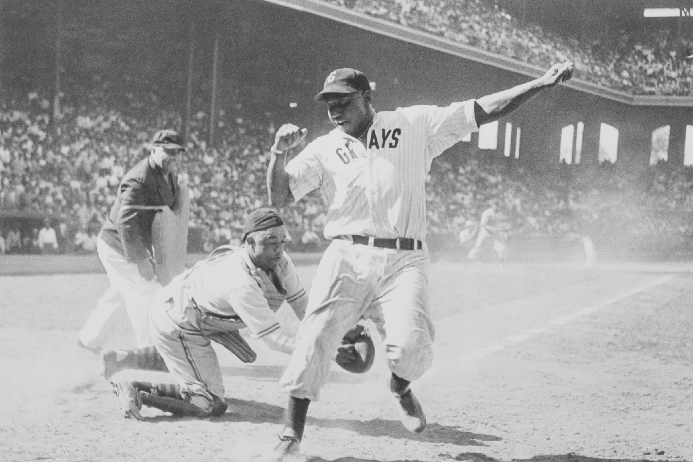 The Tallest Tale In Baseball Frank Thomass Height And Legacy - 2c400ao