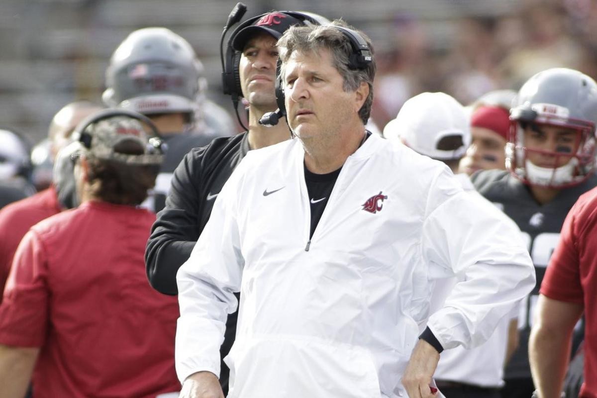 Mike Leach on NFL Protests 'I don’t know exactly what they’re
