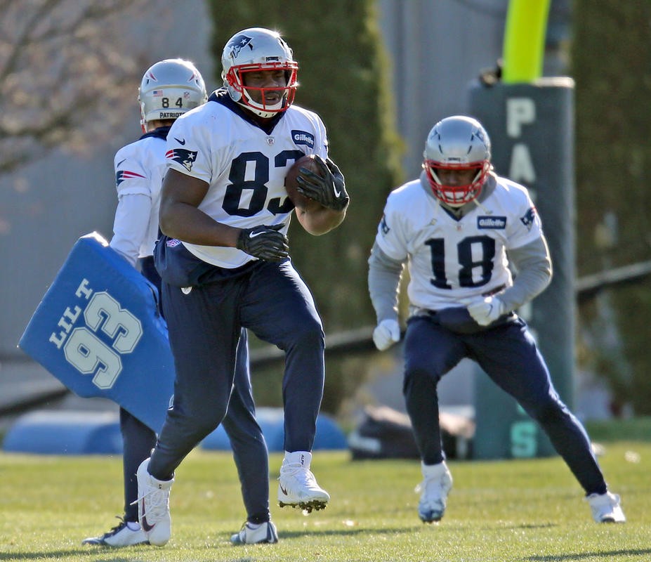 Patriots notebook With Rob Gronkowski out, Dwayne Allen has big shoes