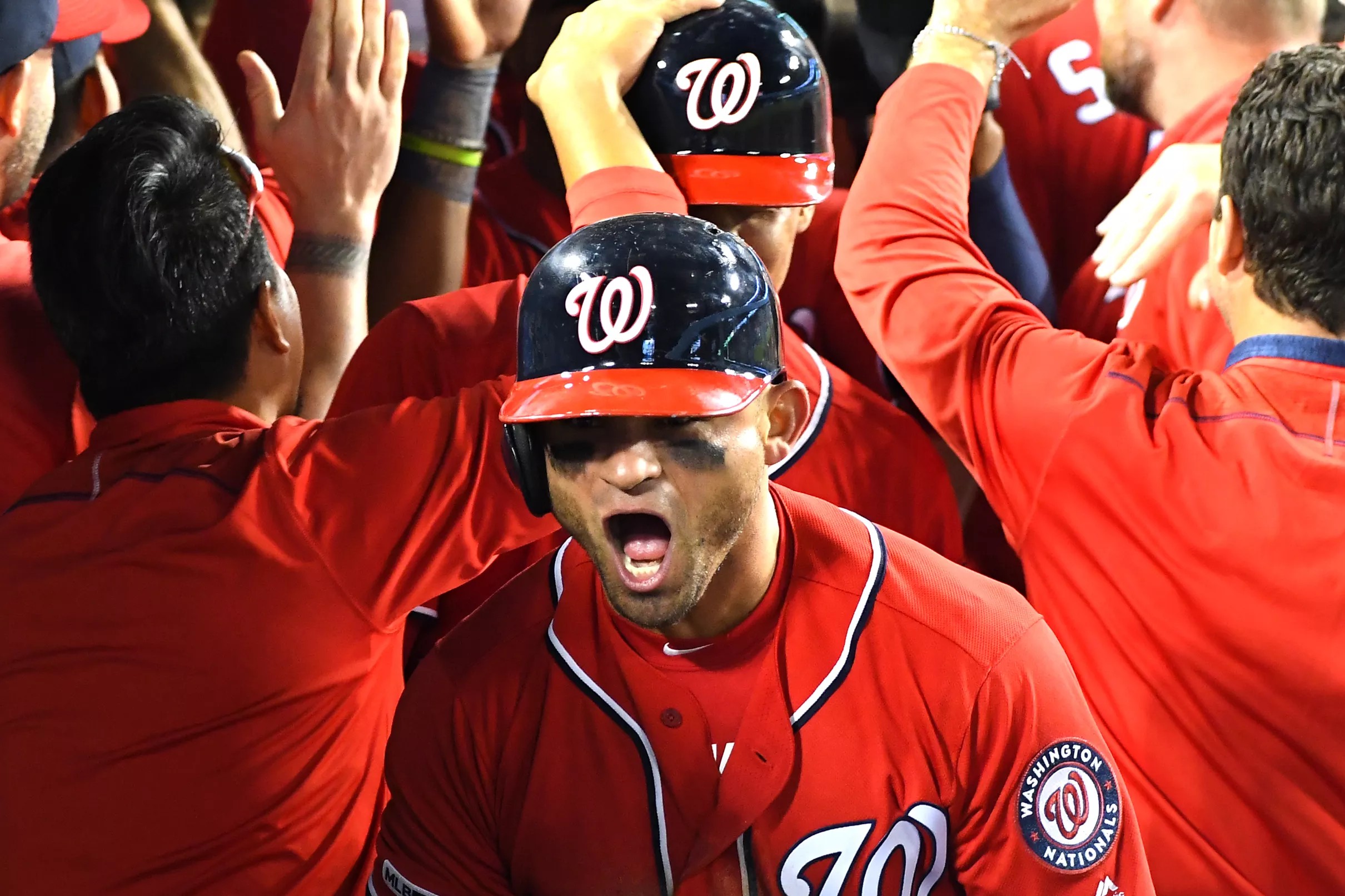 Gerardo Parra connects for grand slam; first hit with Nationals in 52 win over Dodgers...