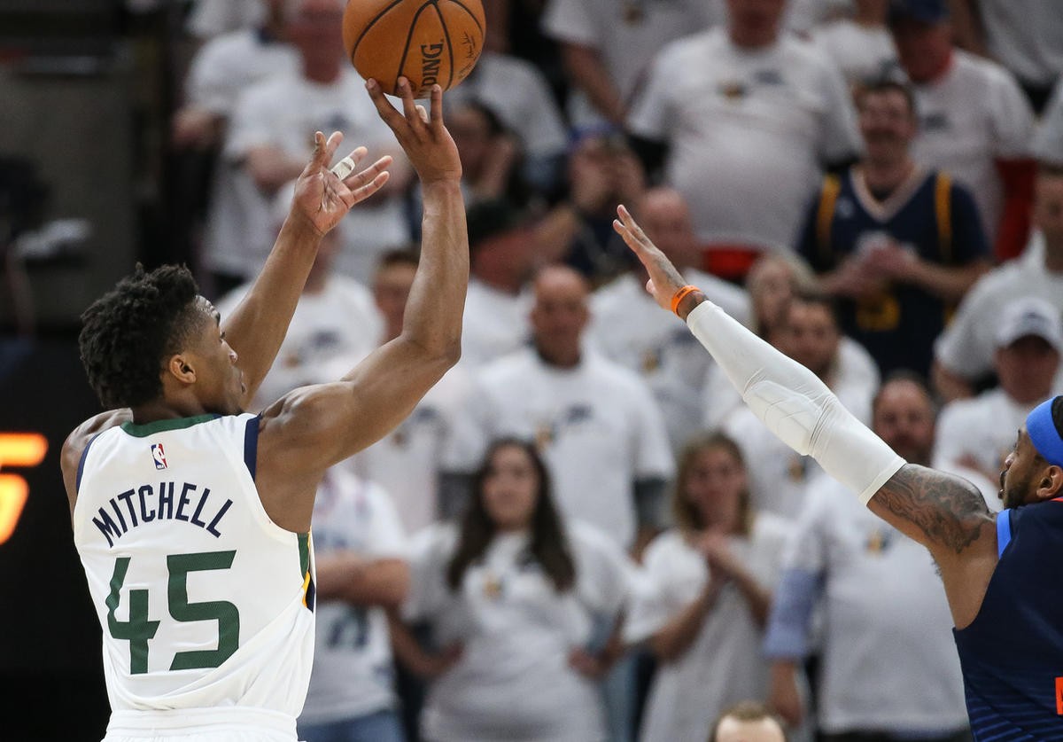 Donovan Mitchell, Lamar Jackson share Louisville bond as rising stars in NBA, NFL