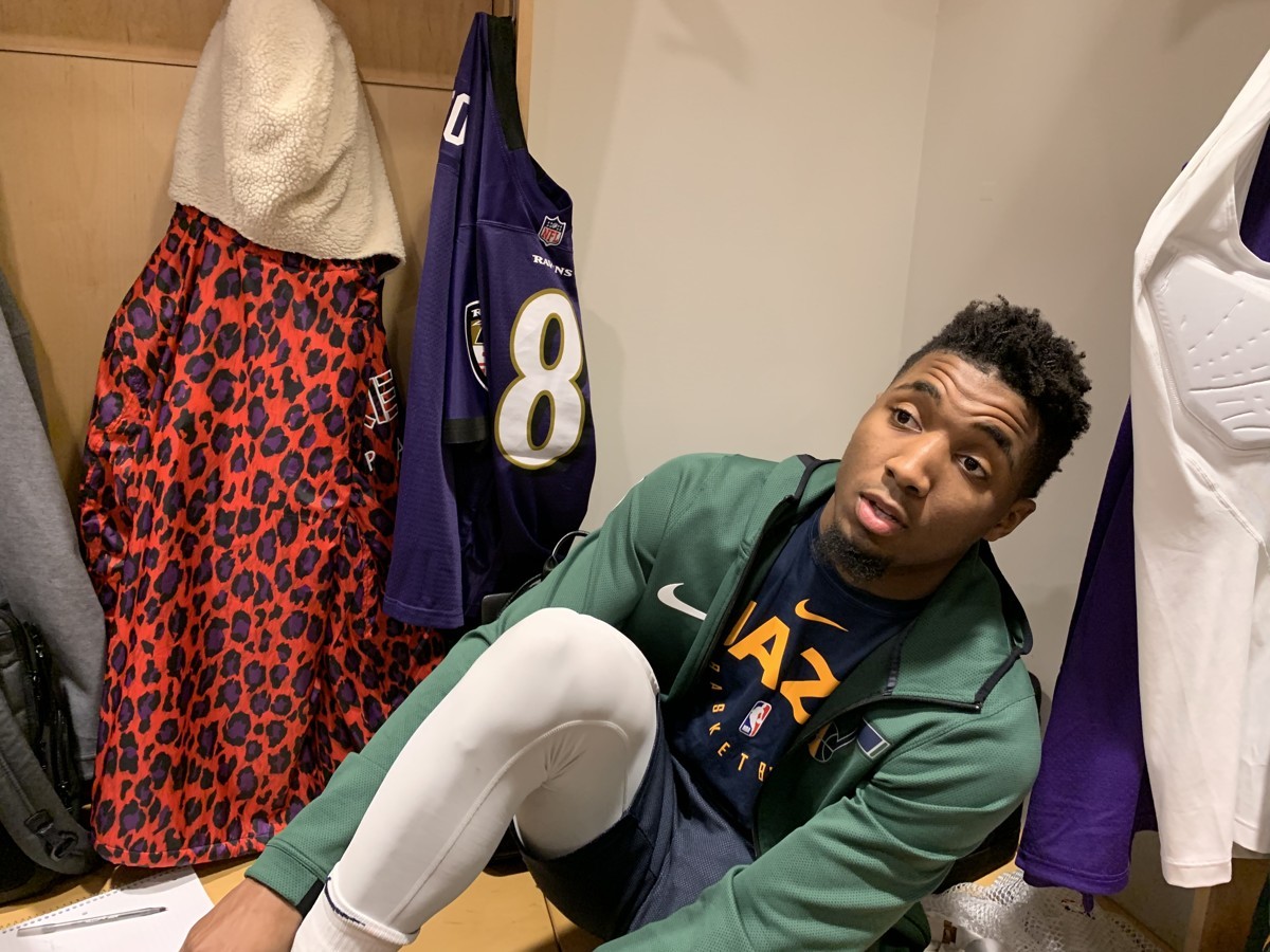 Donovan Mitchell sports Lamar Jackson jersey and the sky is falling