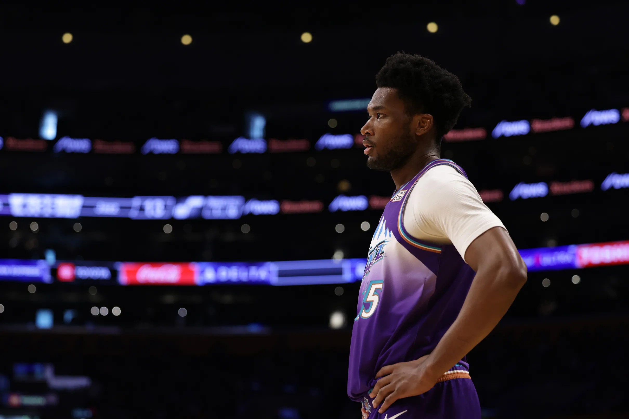 The Utah Jazz trade Damian Jones to the Cleveland Cavaliers