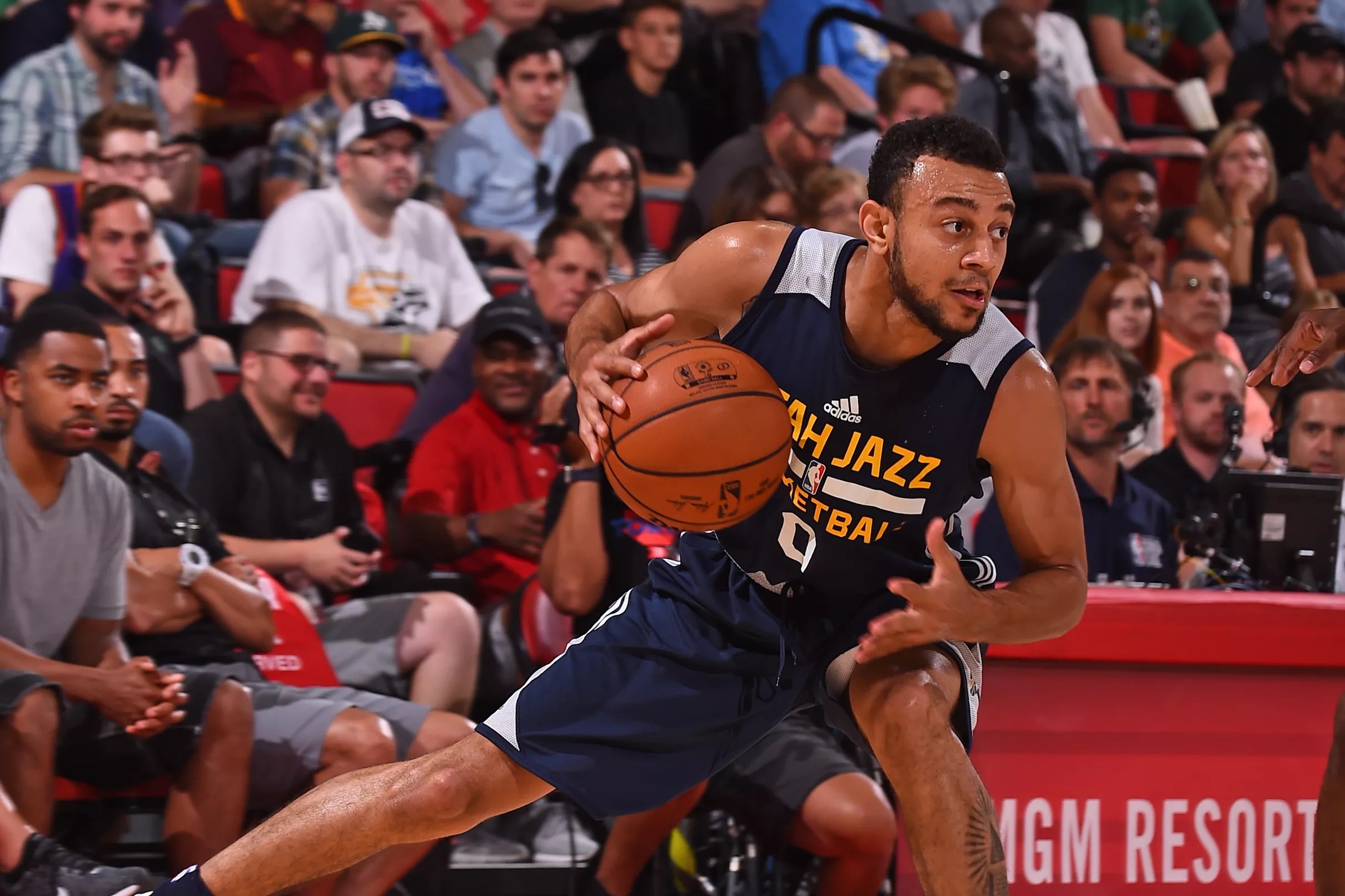 Nigel WilliamsGoss returns to Utah Jazz on three year contract