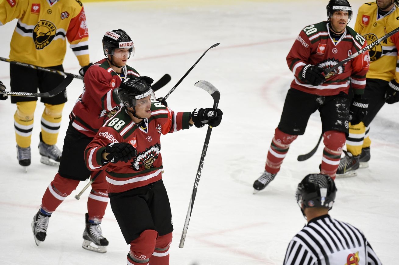 Maple Leafs' Top 25 Under 25 Andreas Johnson lands in North America at