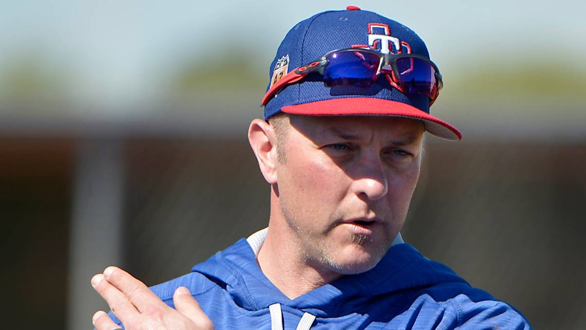 Source Rangers told by hitting coach Iapoce that he is leaving for Cubs