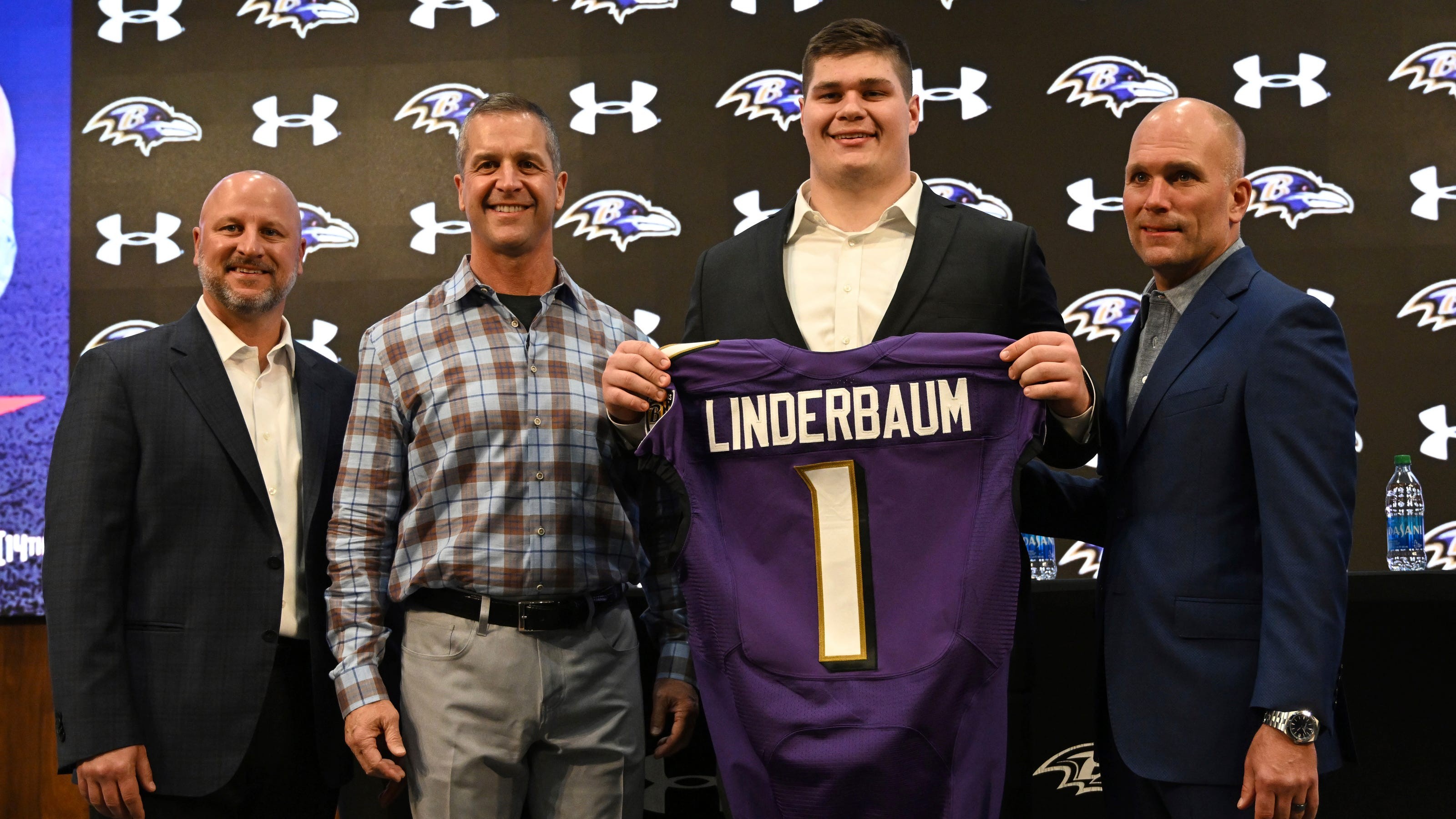 Who Are The Iowa Hawkeye Football Players In The NFL 