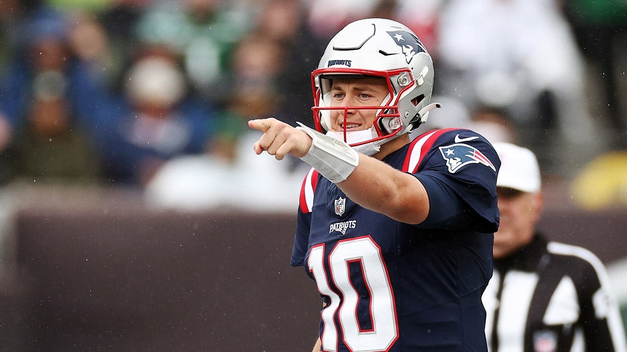 Mac Jones Jerseys Fly Off Shelves As Patriots Fans Look To New Era 