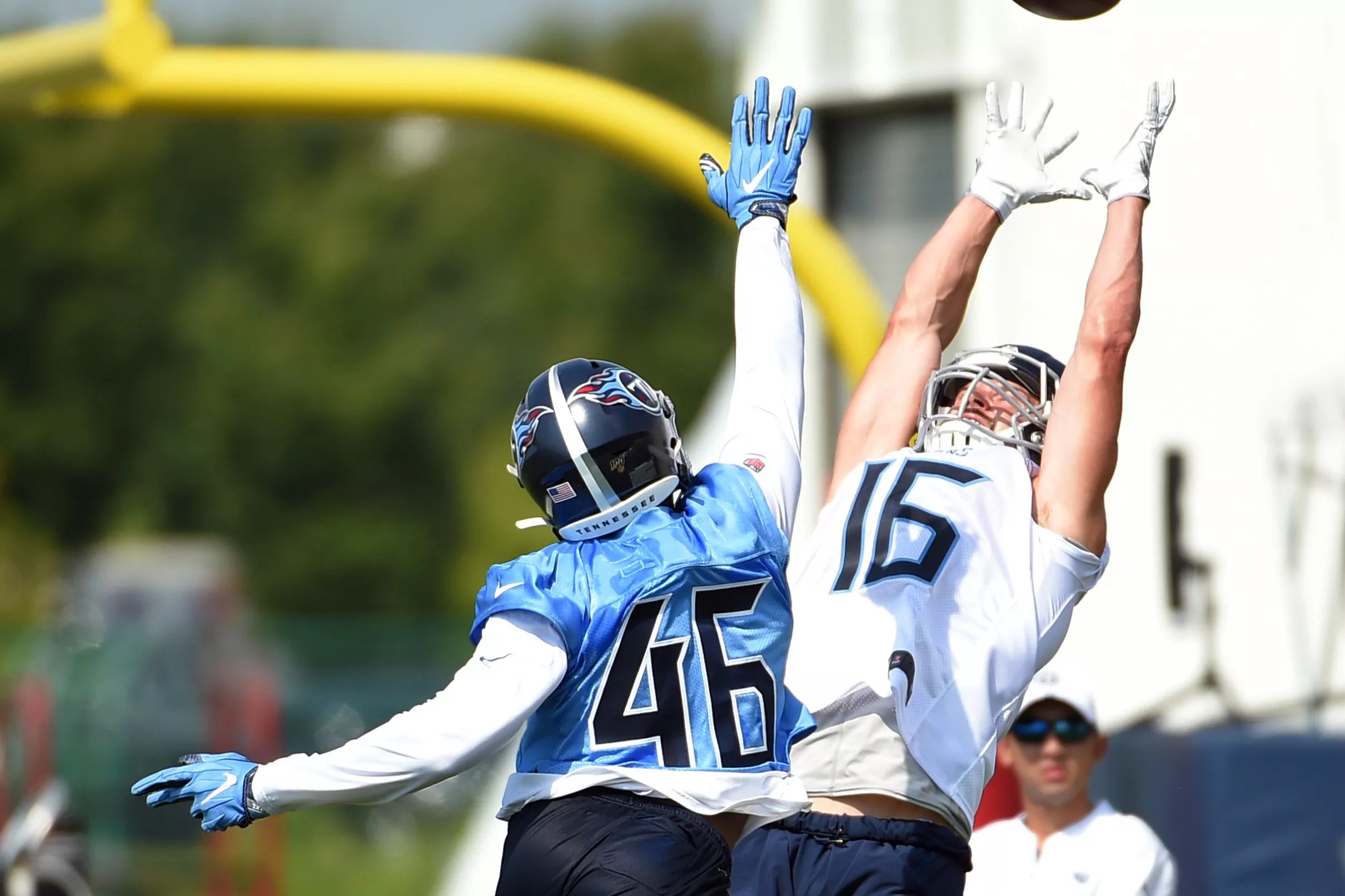 Tennessee Titans: Day 2 Training Camp   Skirmish, Simmons' Stat And More! - 79gg2jm