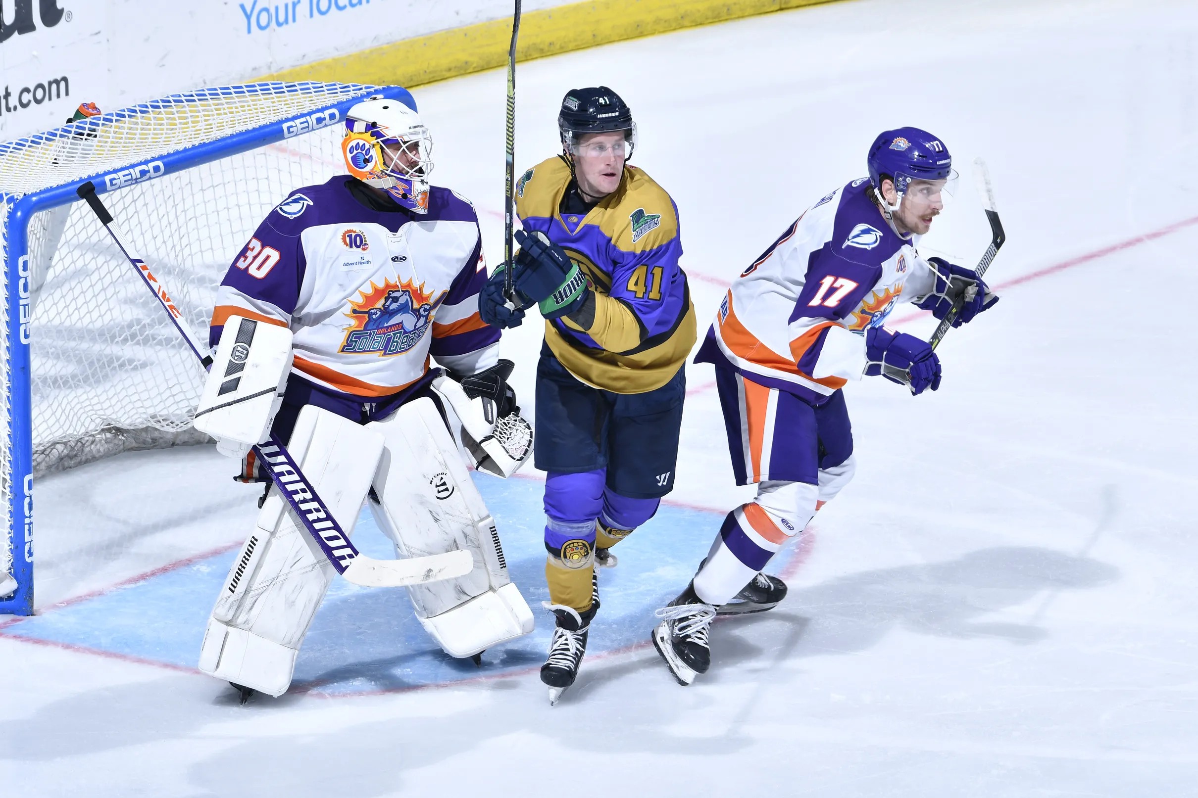 Lightning survive another rally as they defeat Bruins 32 on Tyler