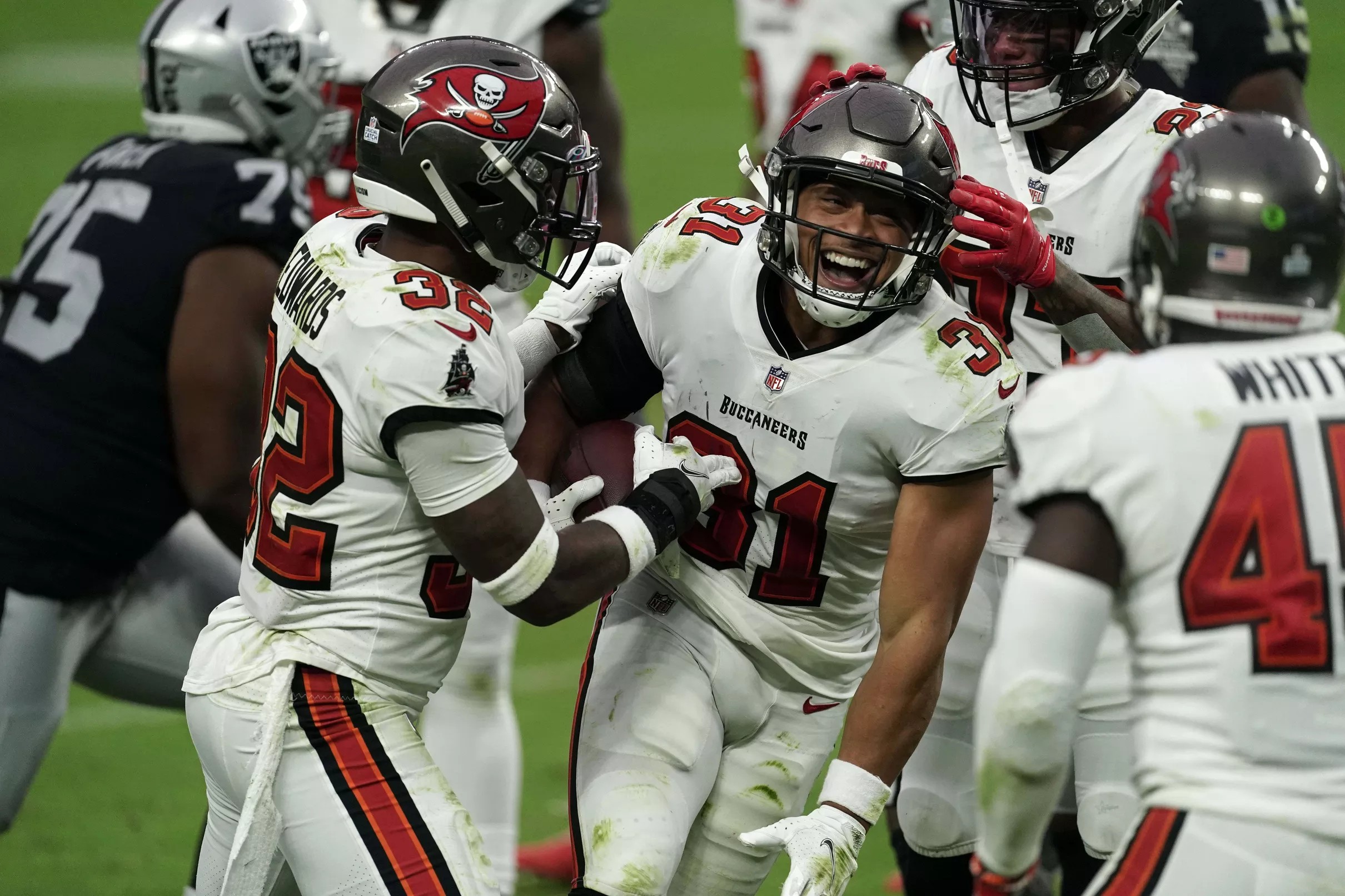 Entering Week 16 Buccaneers heavy favorites to clinch playoff spot