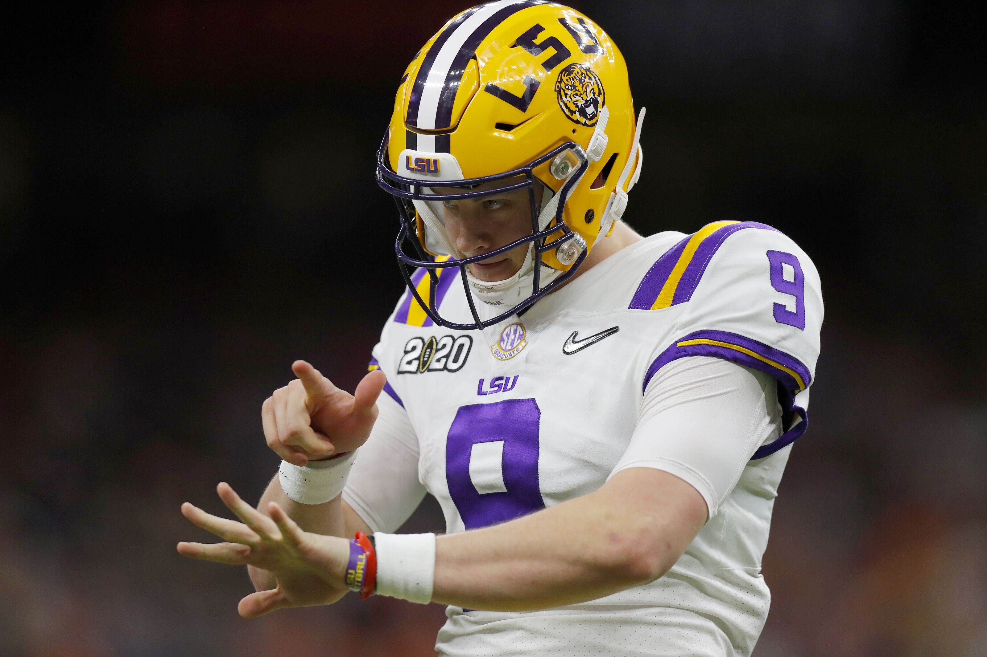 Tampa Bay Buccaneers: Why trading up for QB Joe Burrow is worth it