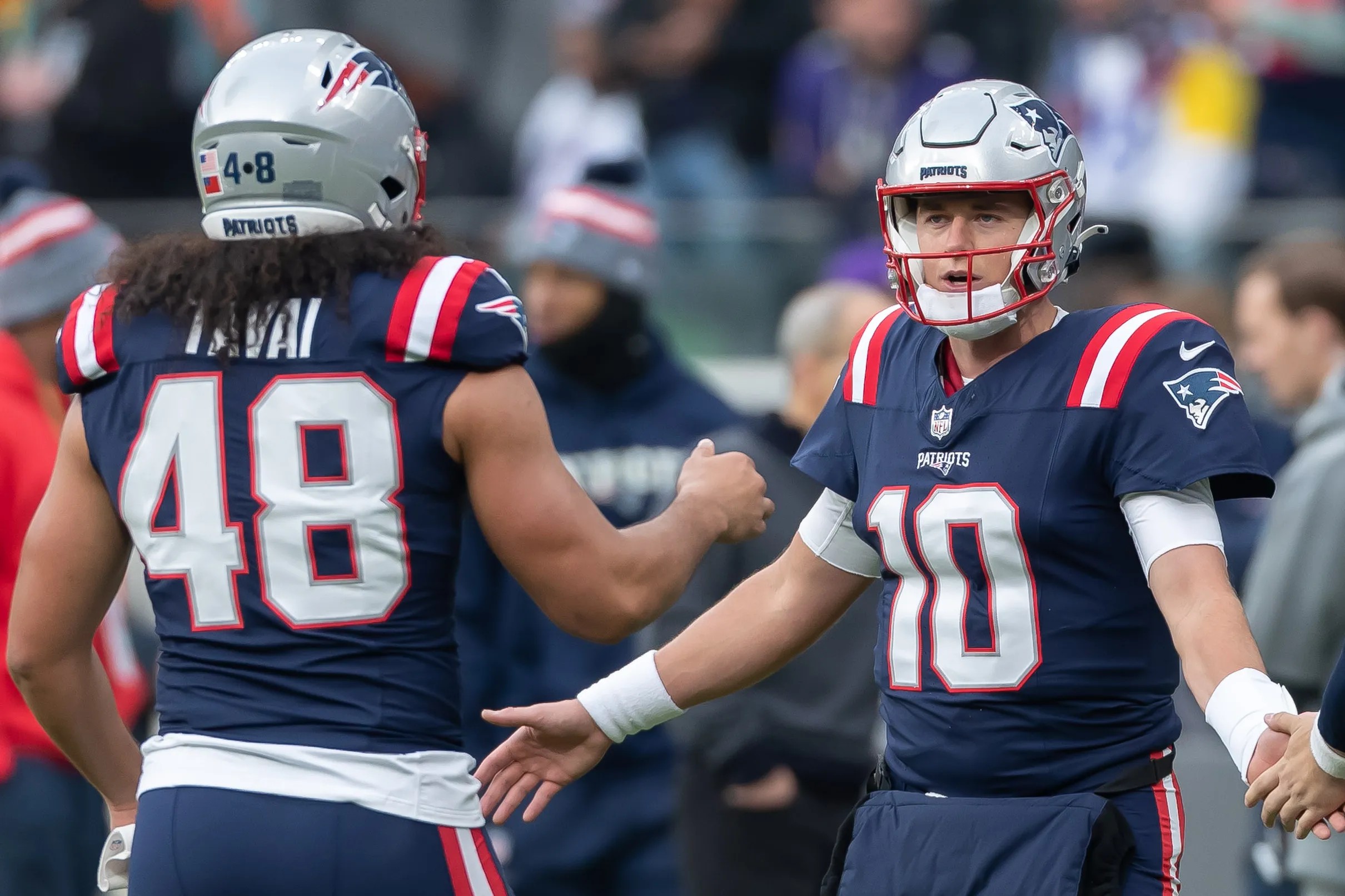 Patriots Locker Room Still Has Mac Jones’ Back, Says Teammate Jahlani Tavai