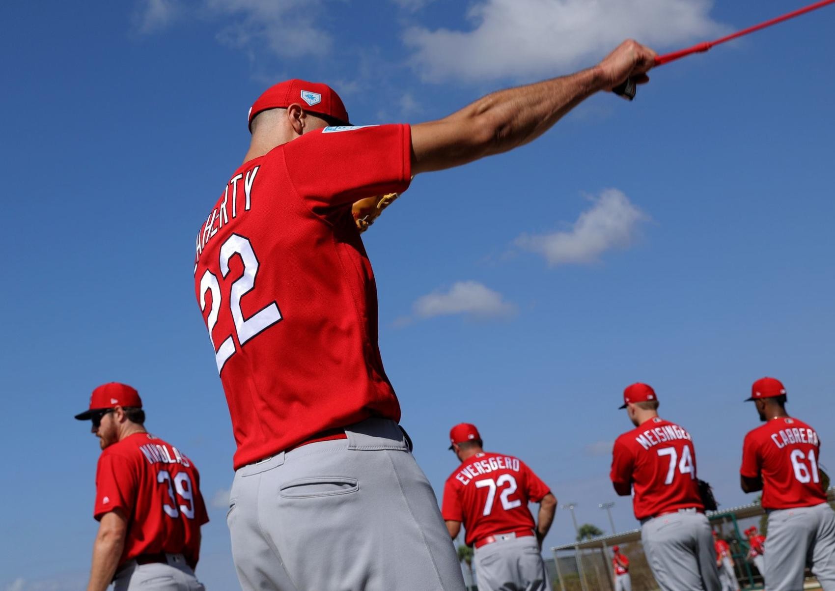 Unable to reach agreements, Cardinals renew contracts for &hellip;
