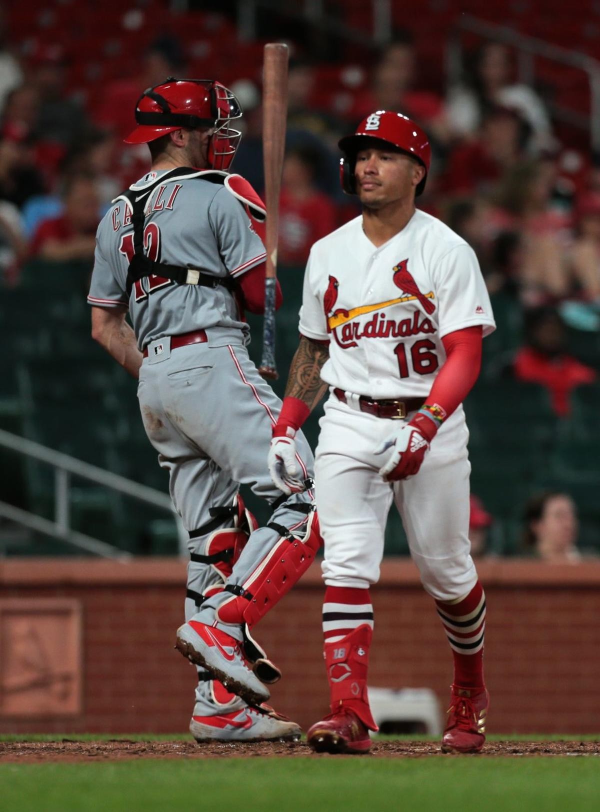 Dull Cardinals carry over their off day, whiff 14 times in loss to Reds