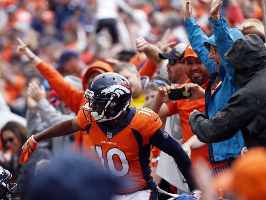 The Latest DallasDenver game delayed by lightning