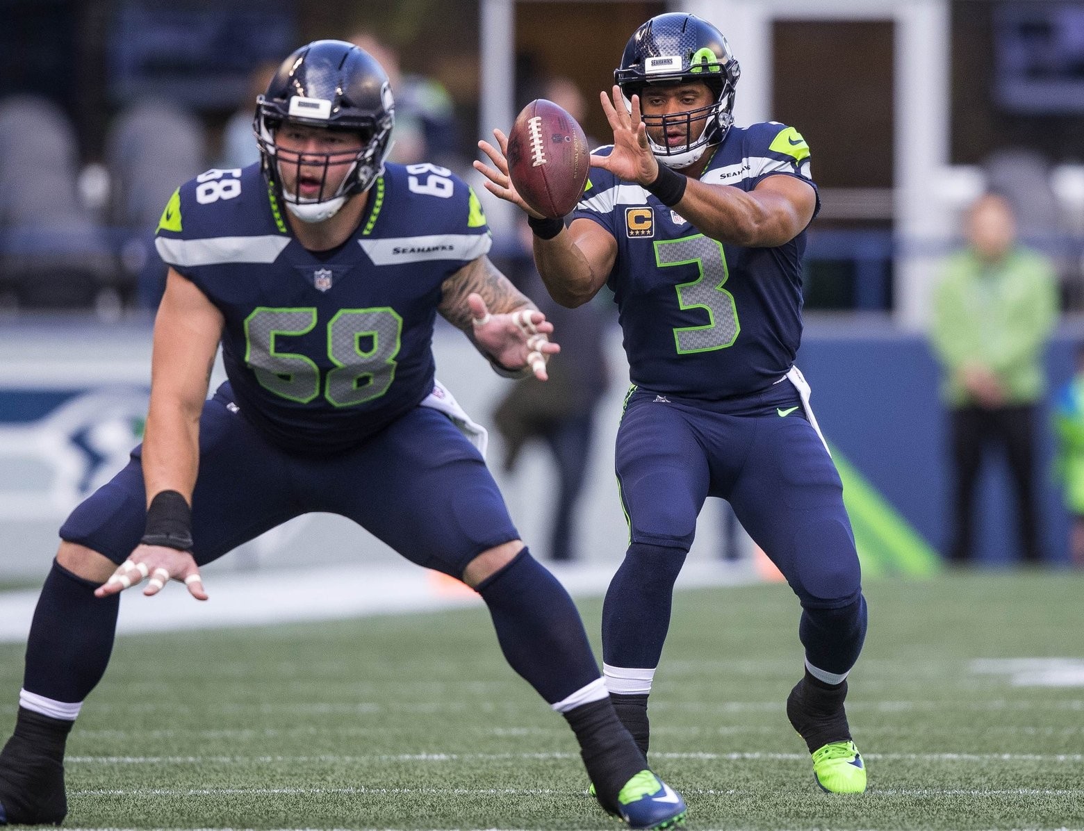 Seahawks Oft-criticized Offensive Line Finding Some Solidity, Now ...