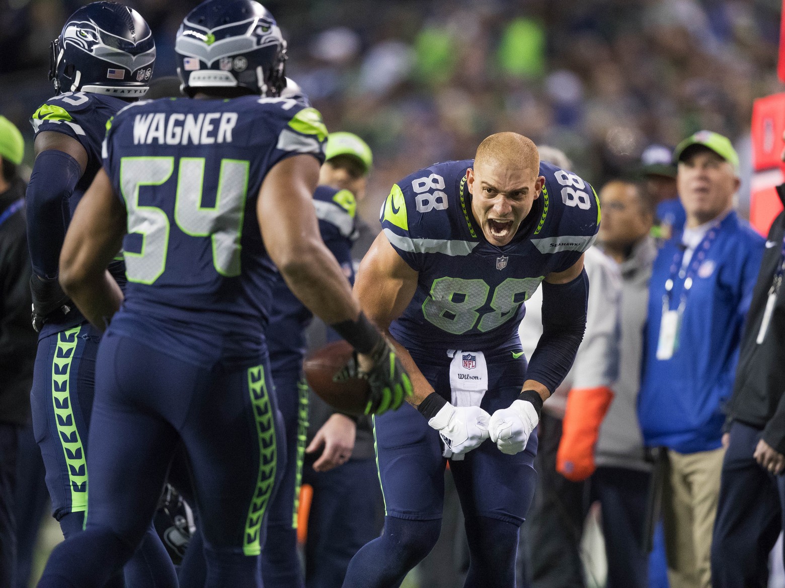 Seahawks TV ratings remaining strong — Sunday’s game on par with a similar game in 2013