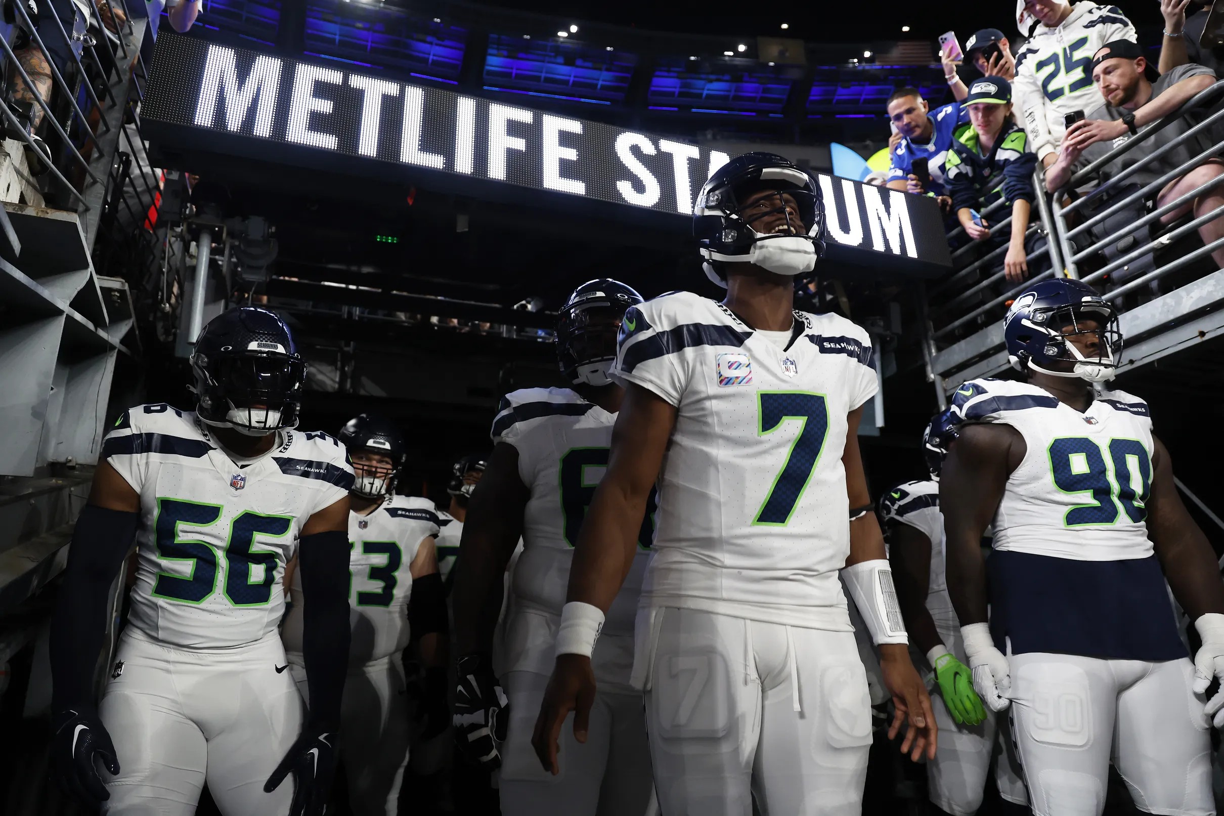 National media reacts to Seahawks' dominating MNF win over Giants