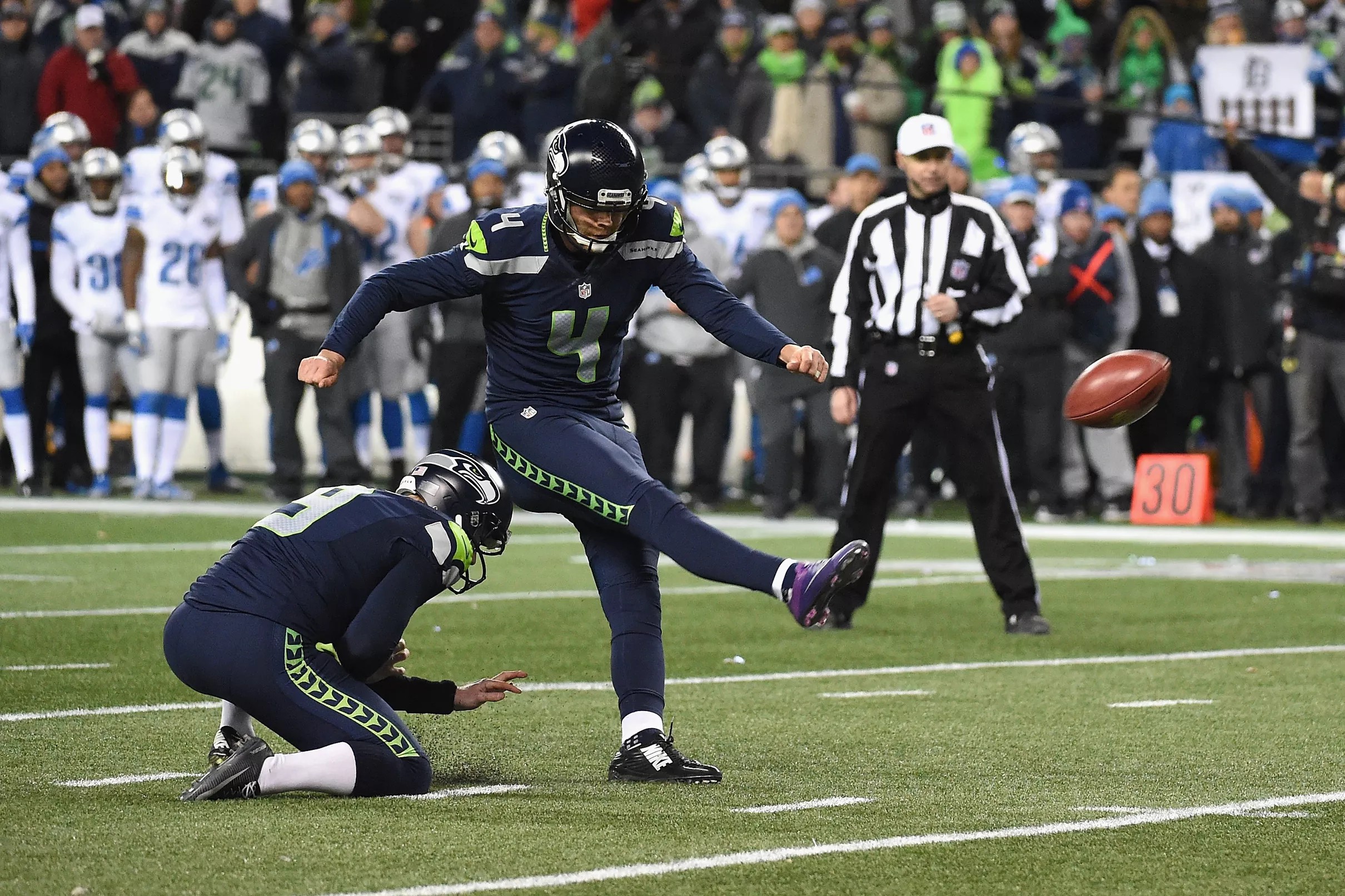 Former Seahawks kicker and fan favorite Stephen Hauschka retires