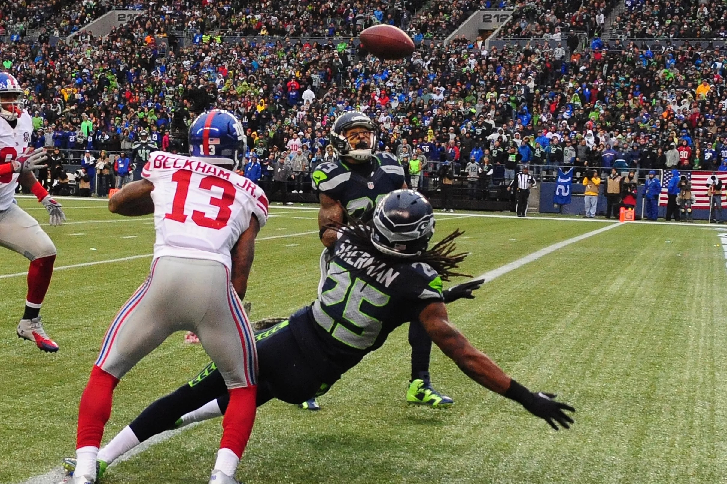 Century Links 10/22: Seahawks Take On The Giants In NY