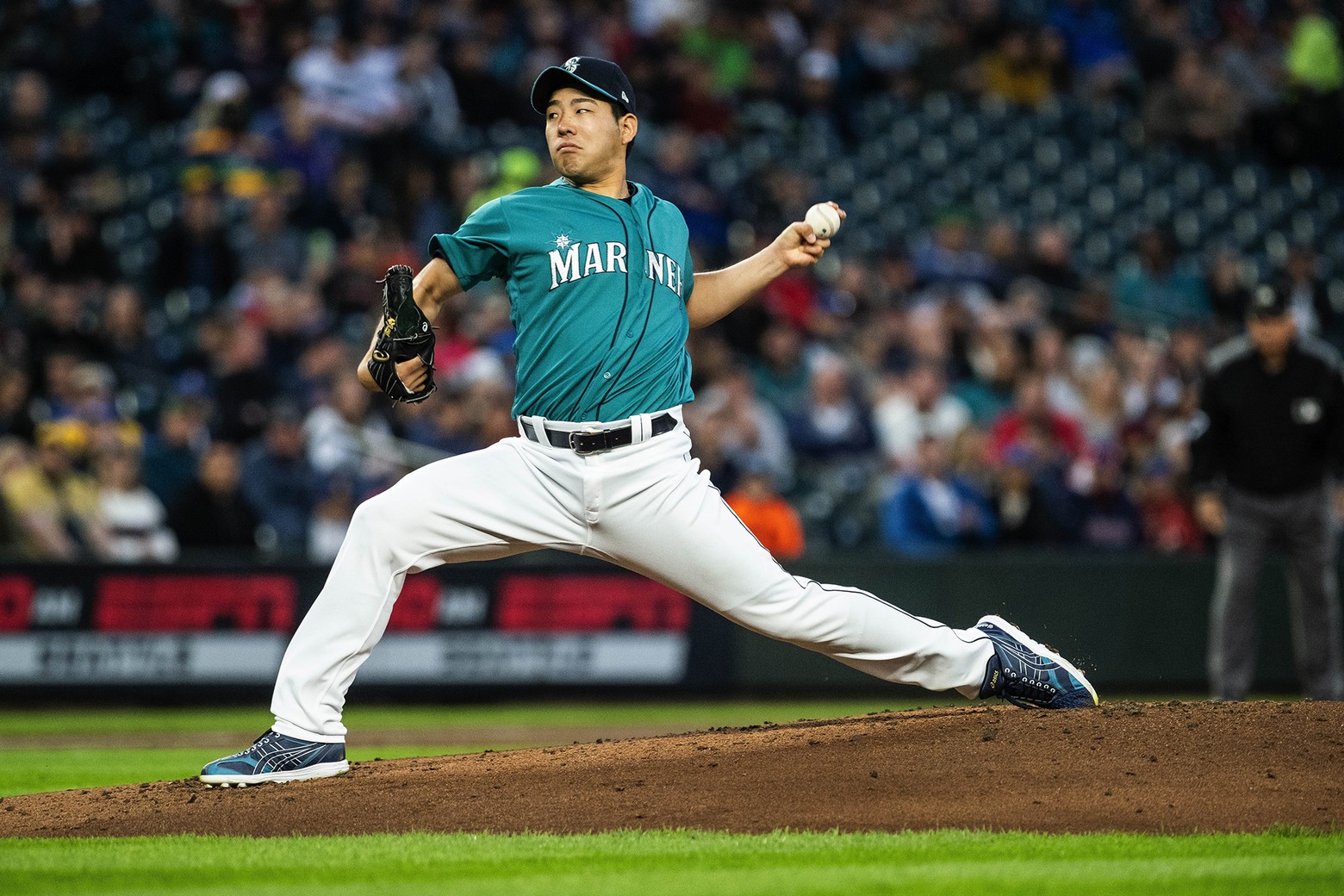 Mariners pitcher Yusei Kikuchi releases a statement on the passing of