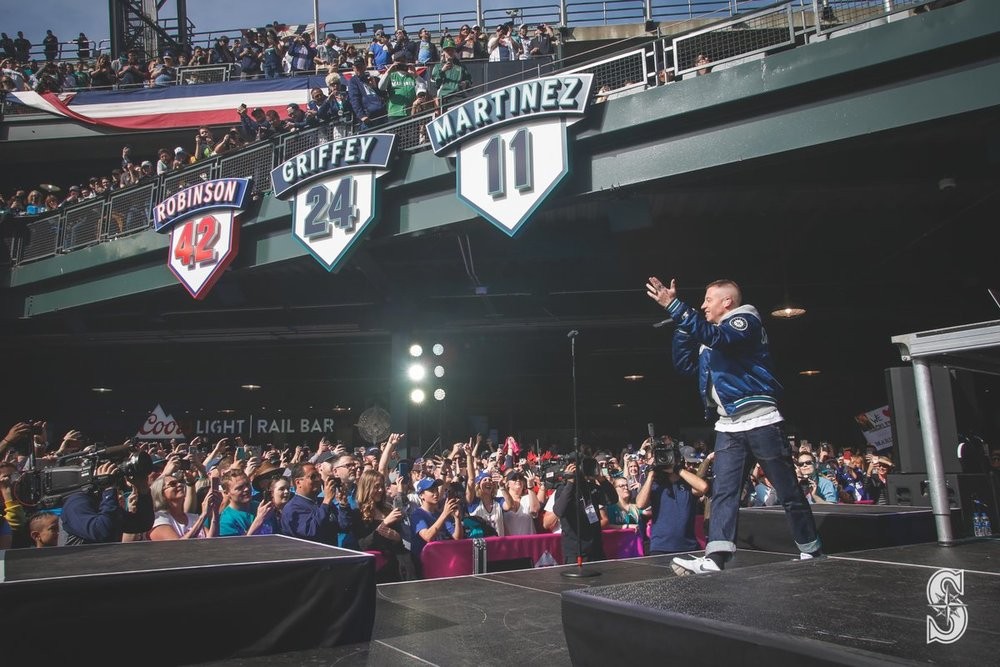 Mariners Game Day Live updates, how to watch home opener against