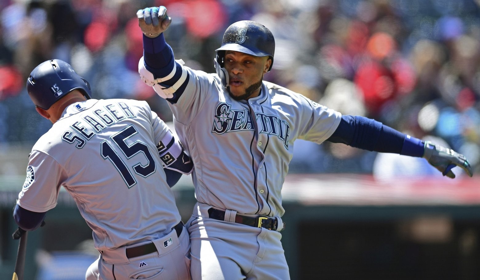 Mariners’ bats explode again as Seattle completes successful road trip
