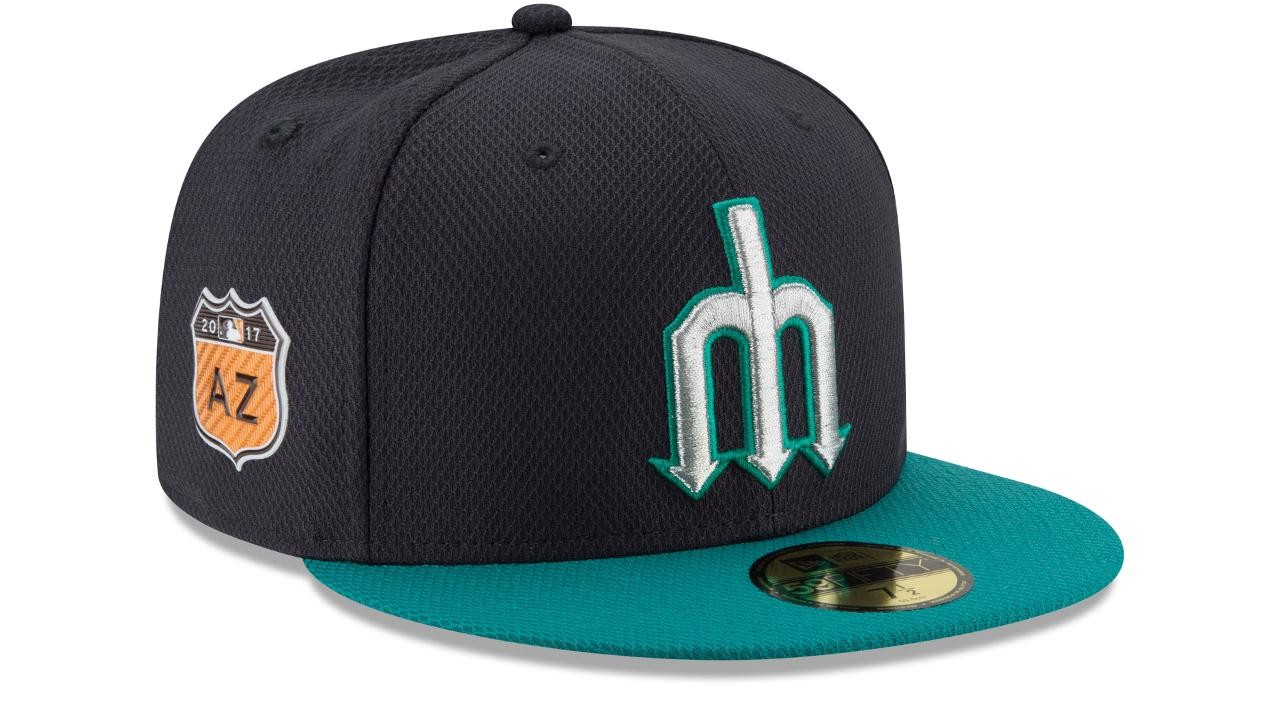 Mariners bring back trident caps for Spring Training
