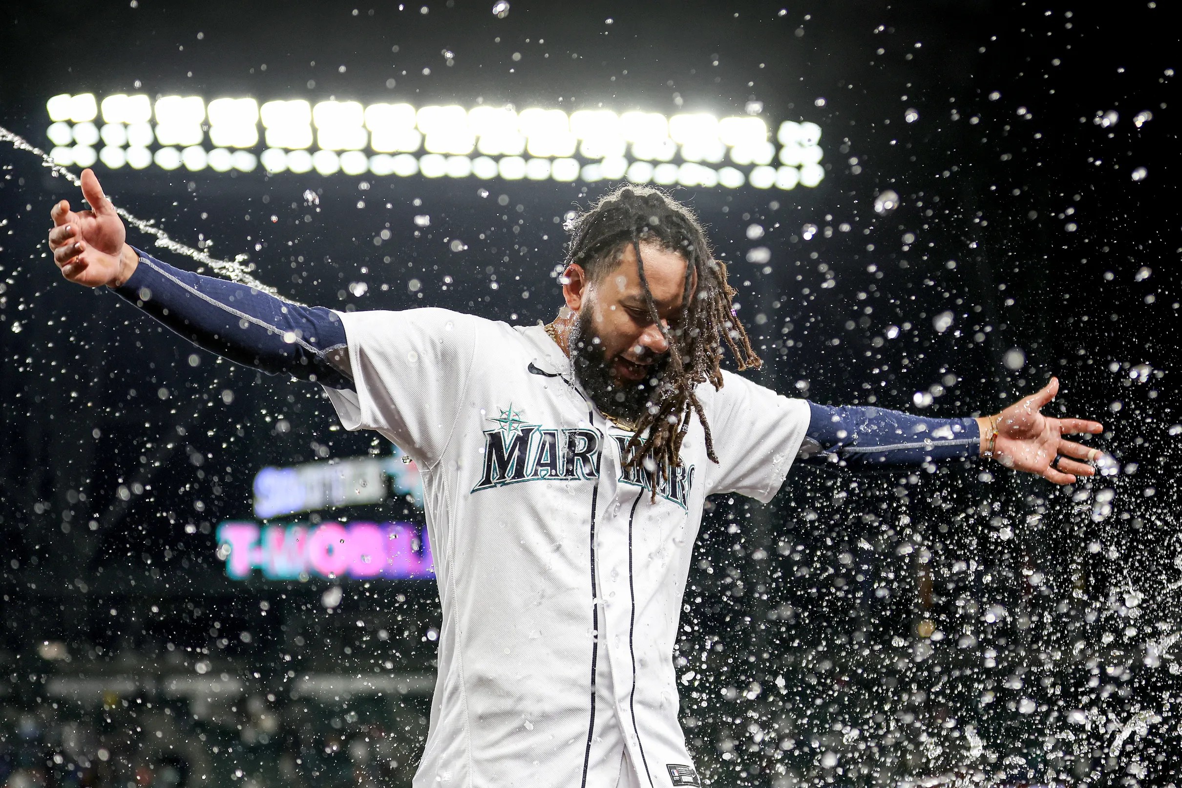 The difference between Robinson Cano and Nelson Cruz - Lookout Landing