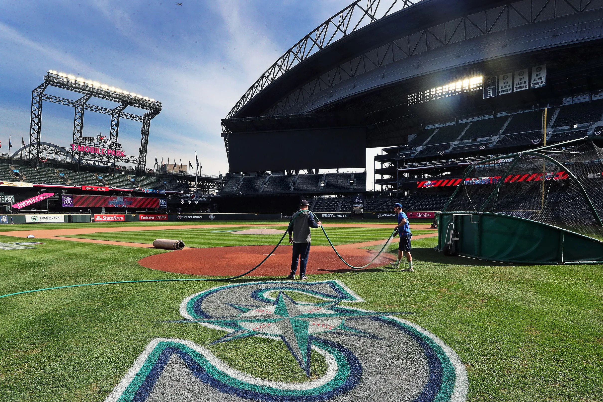 2022 season schedule released for Seattle Mariners