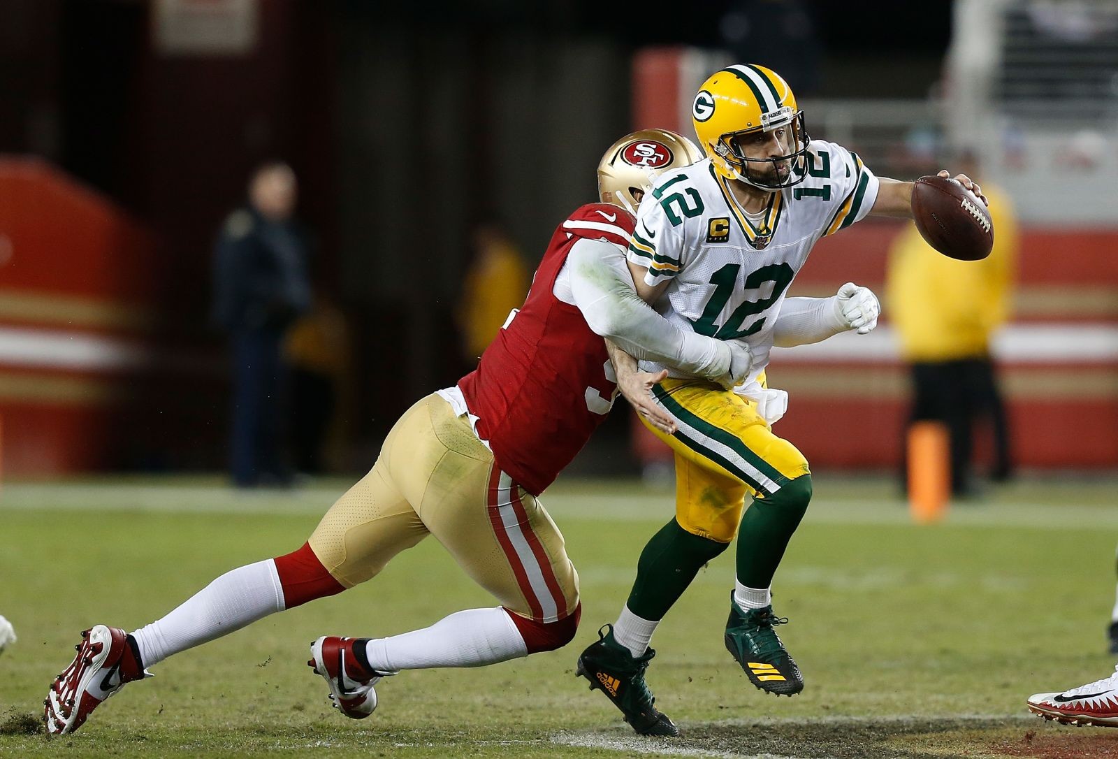 Packers Crush 49ers 38-10 in Week 12 Showdown