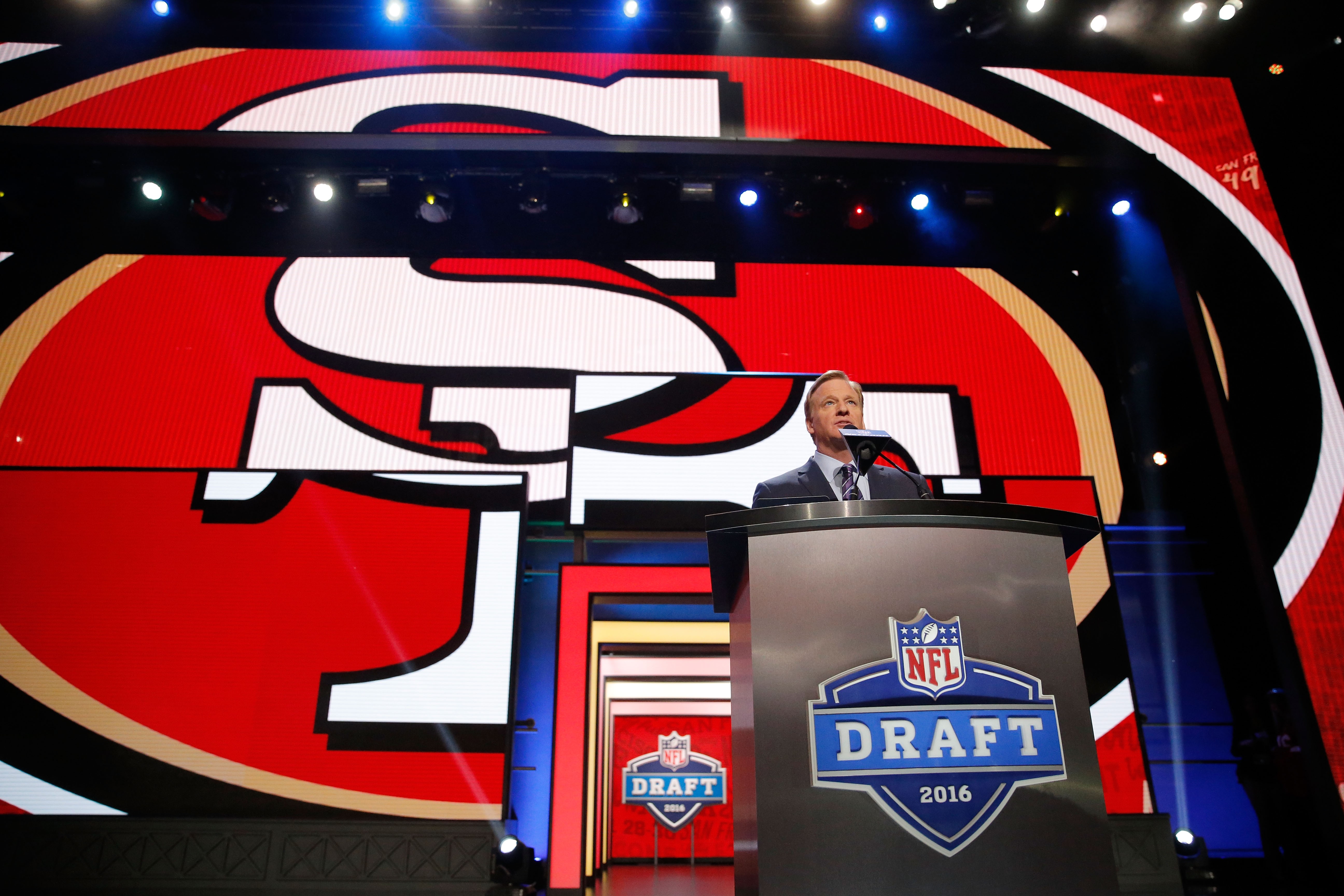 SF 49ers 3round mock NFL Draft with Round 1 tradedown