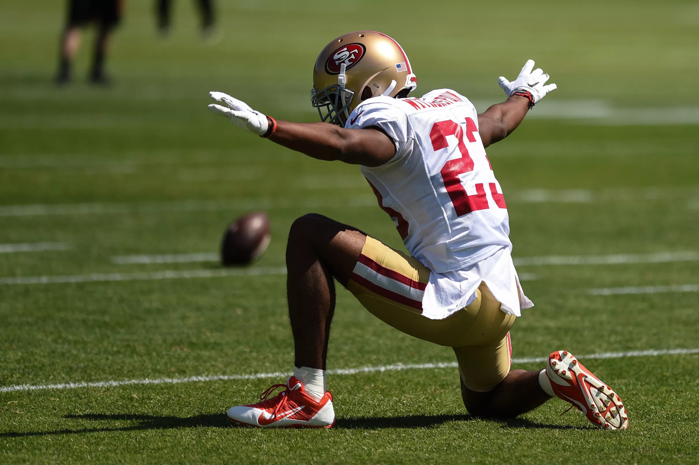 Must See: 49Ers Day 1 Training Camp   Field Upgrades, Injury Report, And Standouts! - maolapc