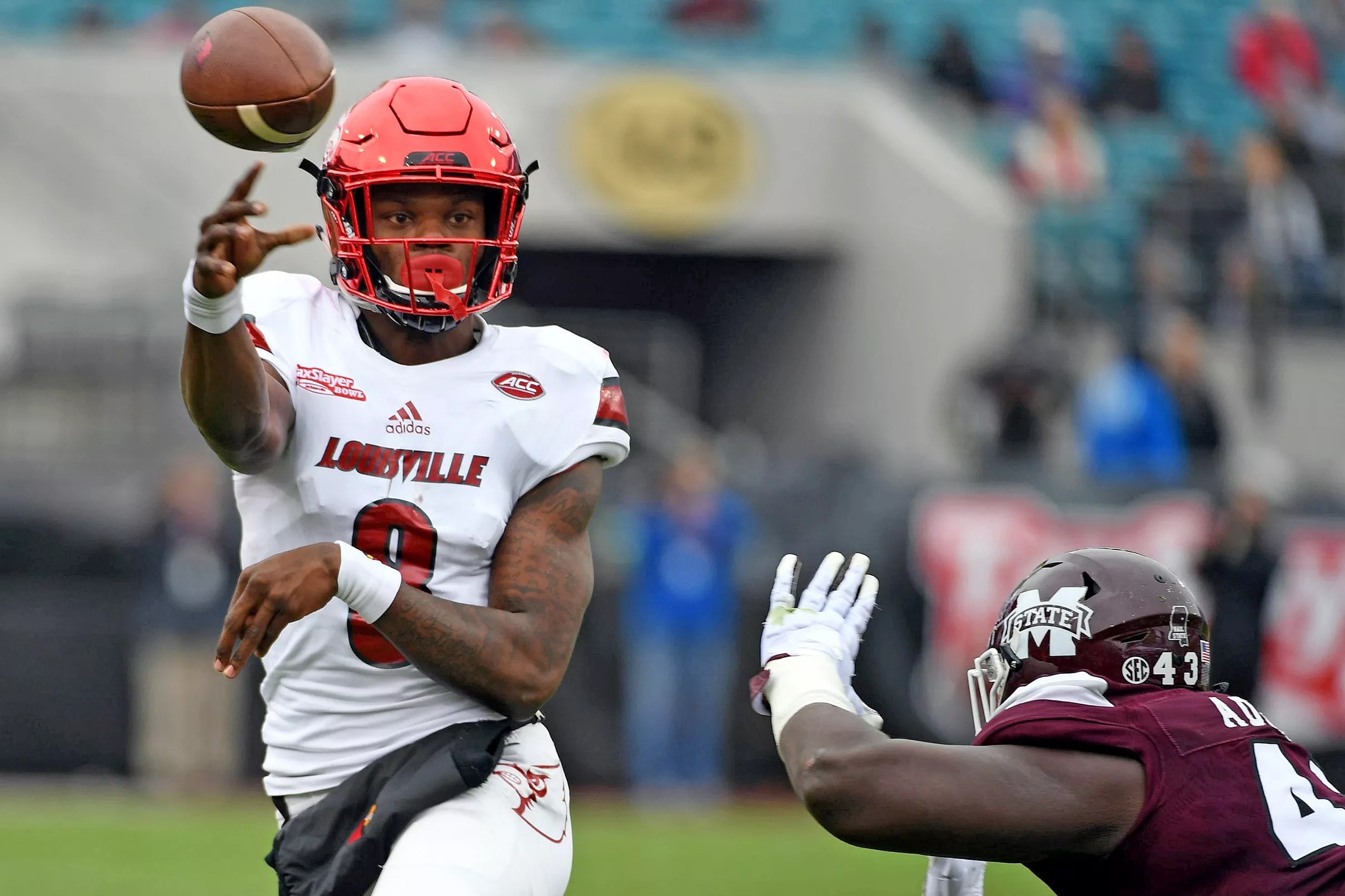 Quarterback Lamar Jackson declares for 2018 NFL Draft