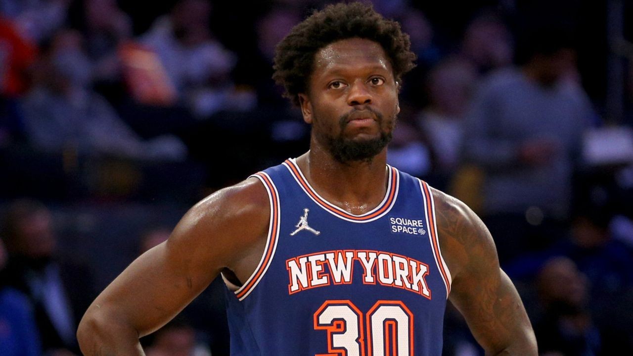 Julius Randle picks up his game to lead Knicks over Lakers - Newsday