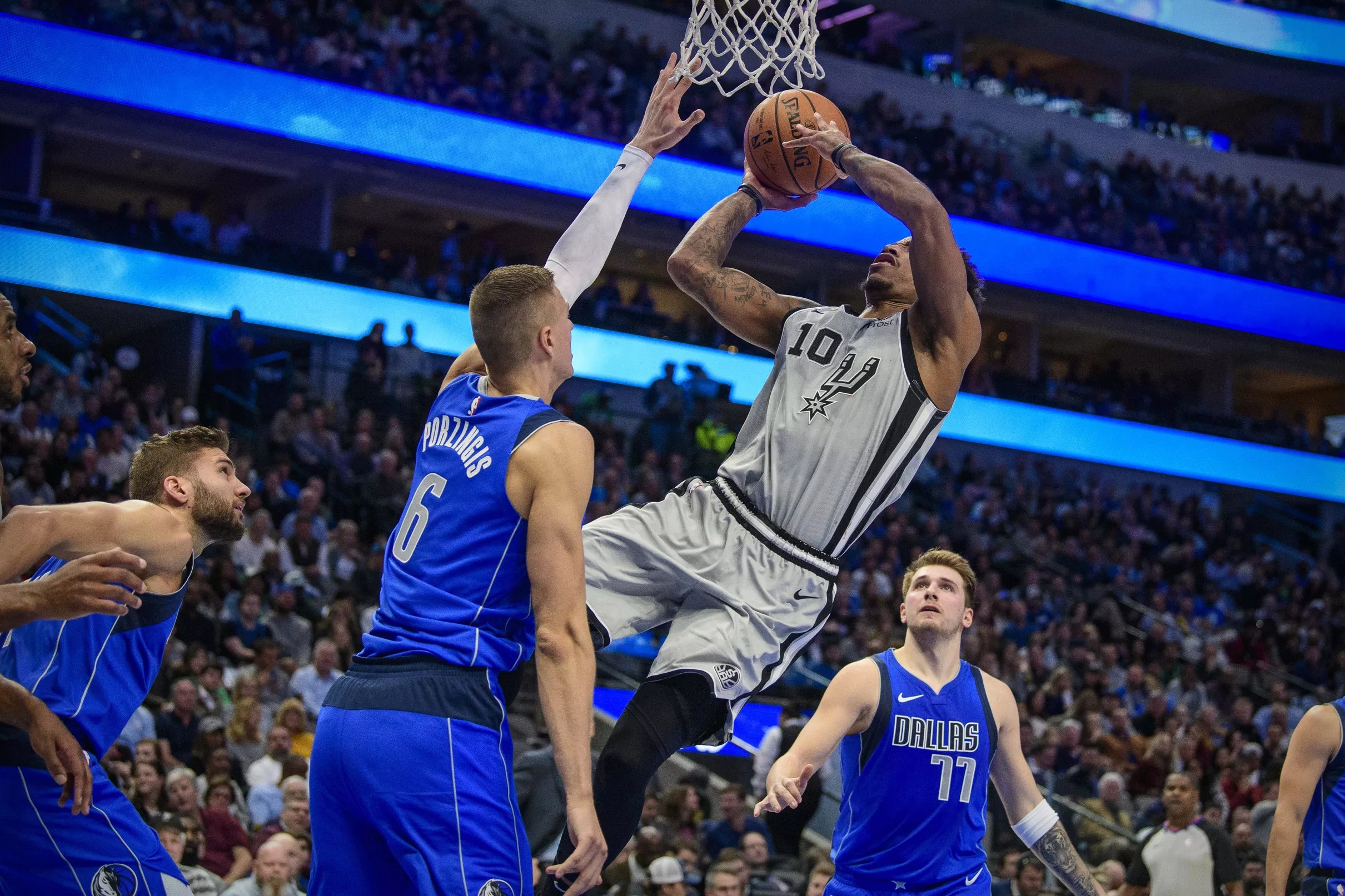 San Antonio At Dallas, Final Score: Mavericks Hold Off Spurs’ Furious ...