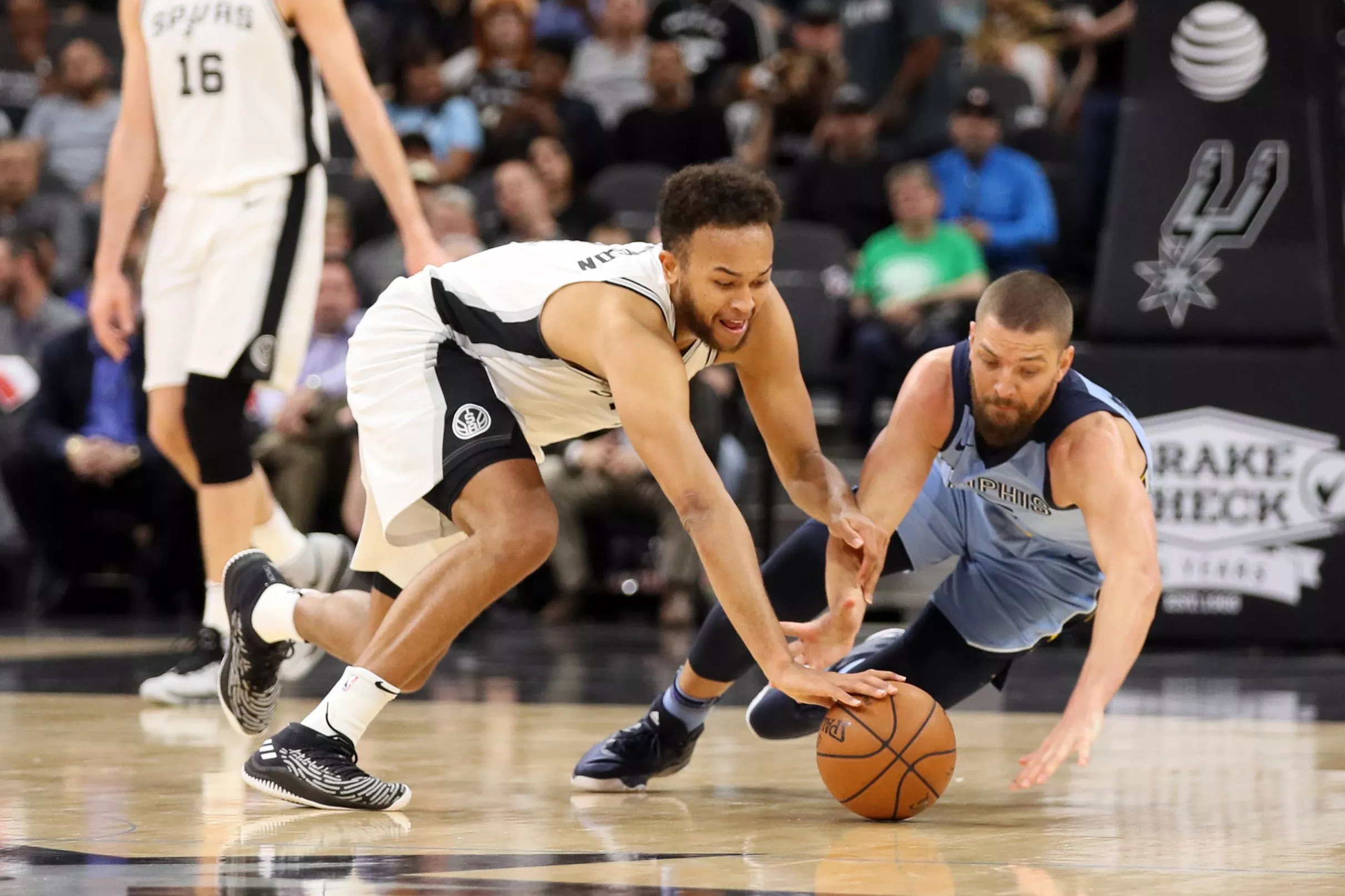 Kyle Anderson nominated for “Assist of the Year”