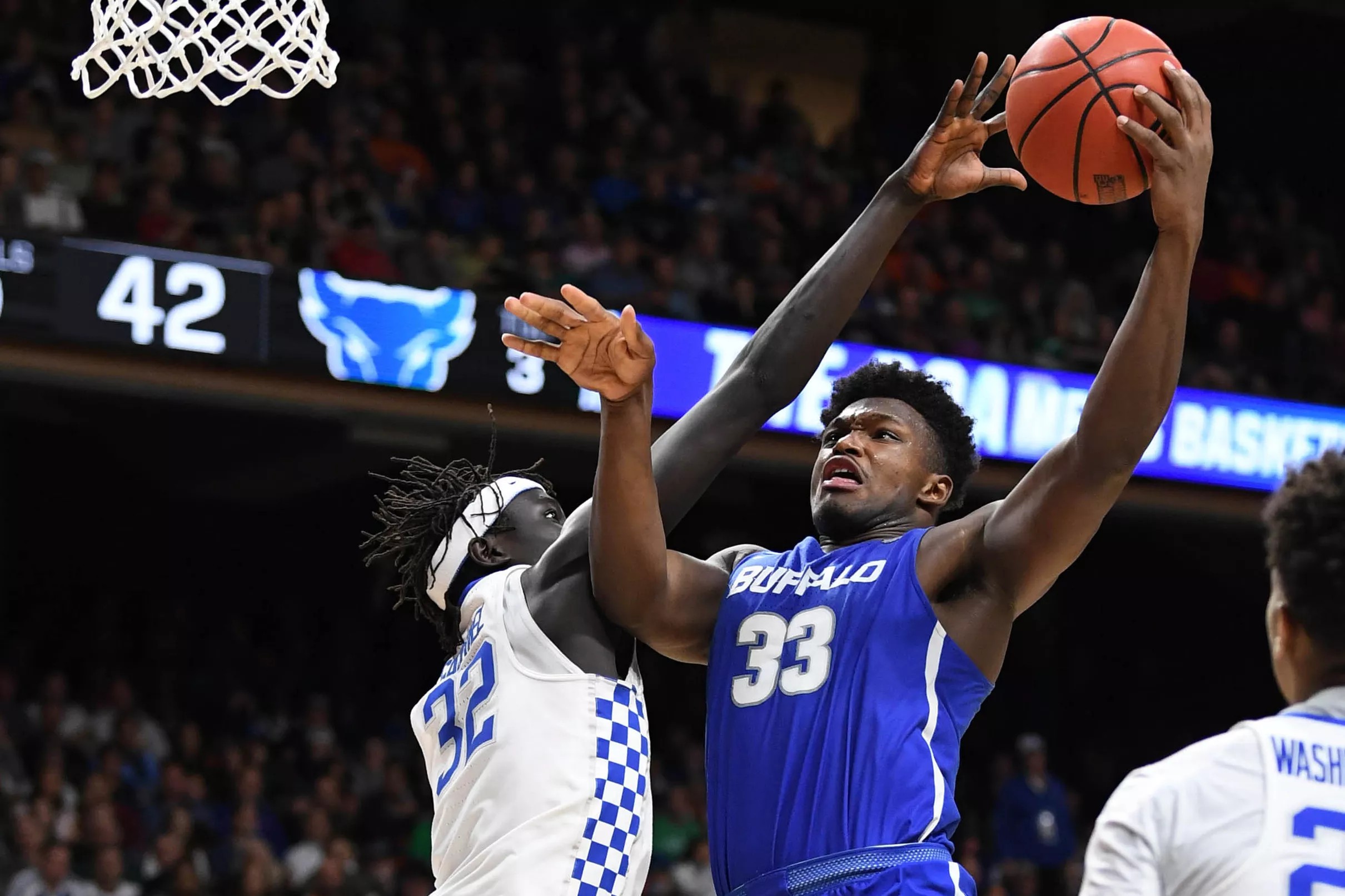 kings-signing-summer-league-standout-wenyen-gabriel-to-a-two-way-contract