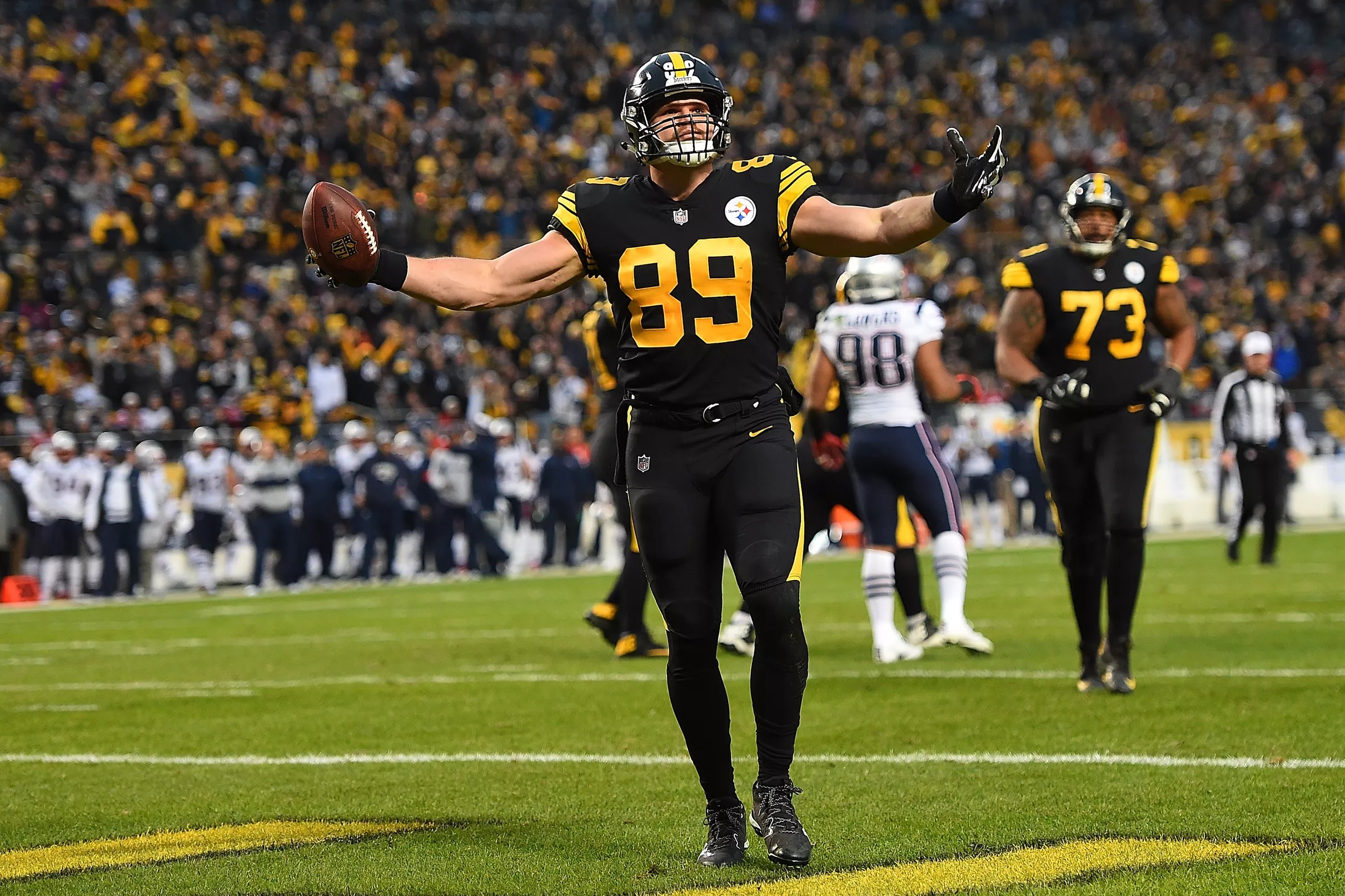 Heading Into 2019 The Pittsburgh Steelers Tight End Depth Is Just Scary