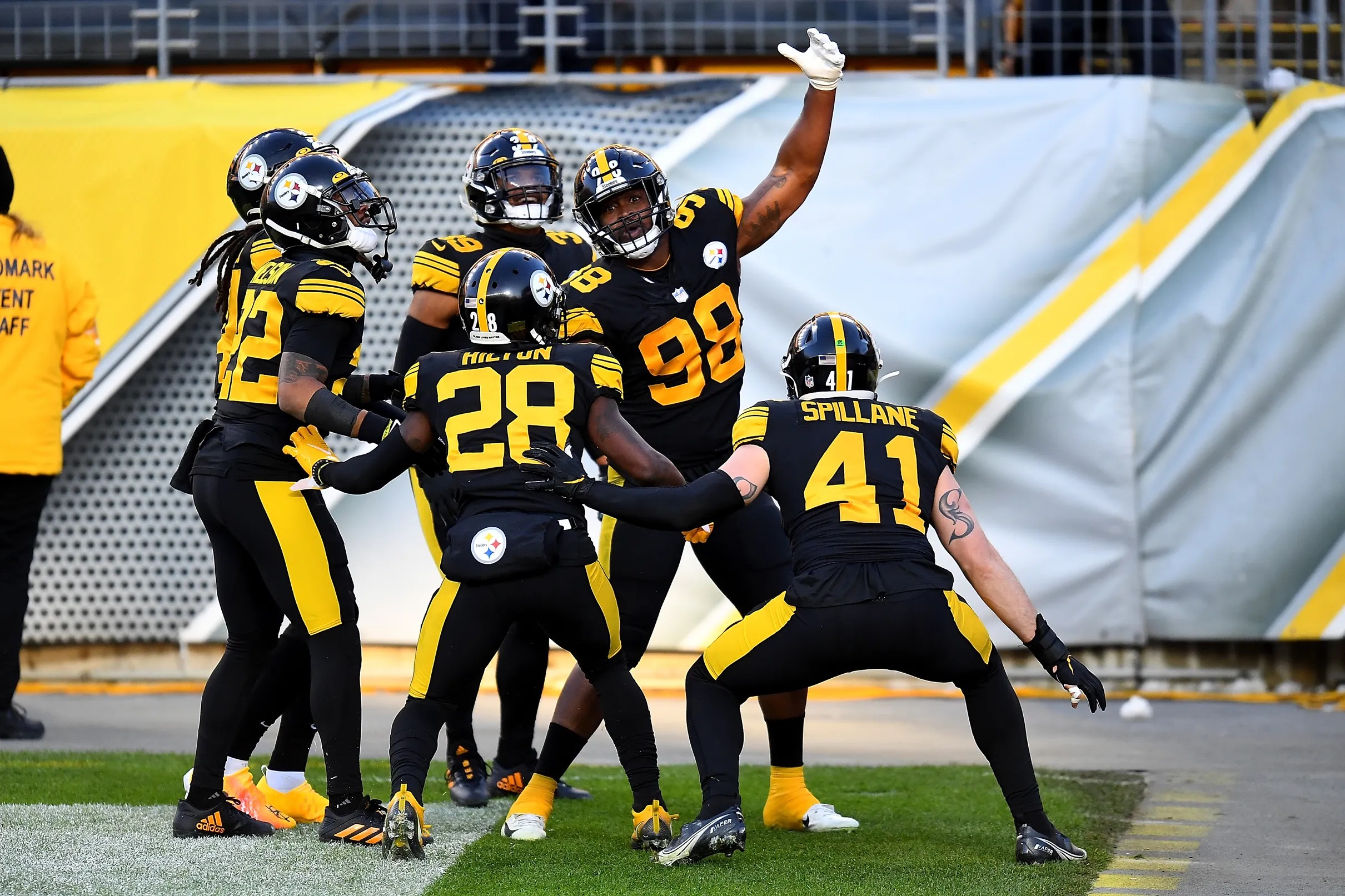 Updating the Steelers’ defensive depth chart 2 weeks before the NFL draft