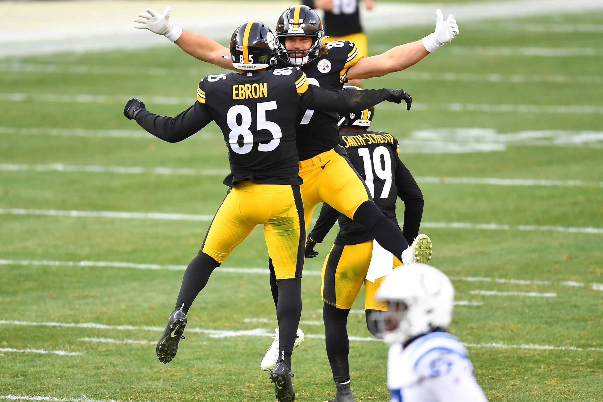 Steelers players take to social media to talk about their win over the
